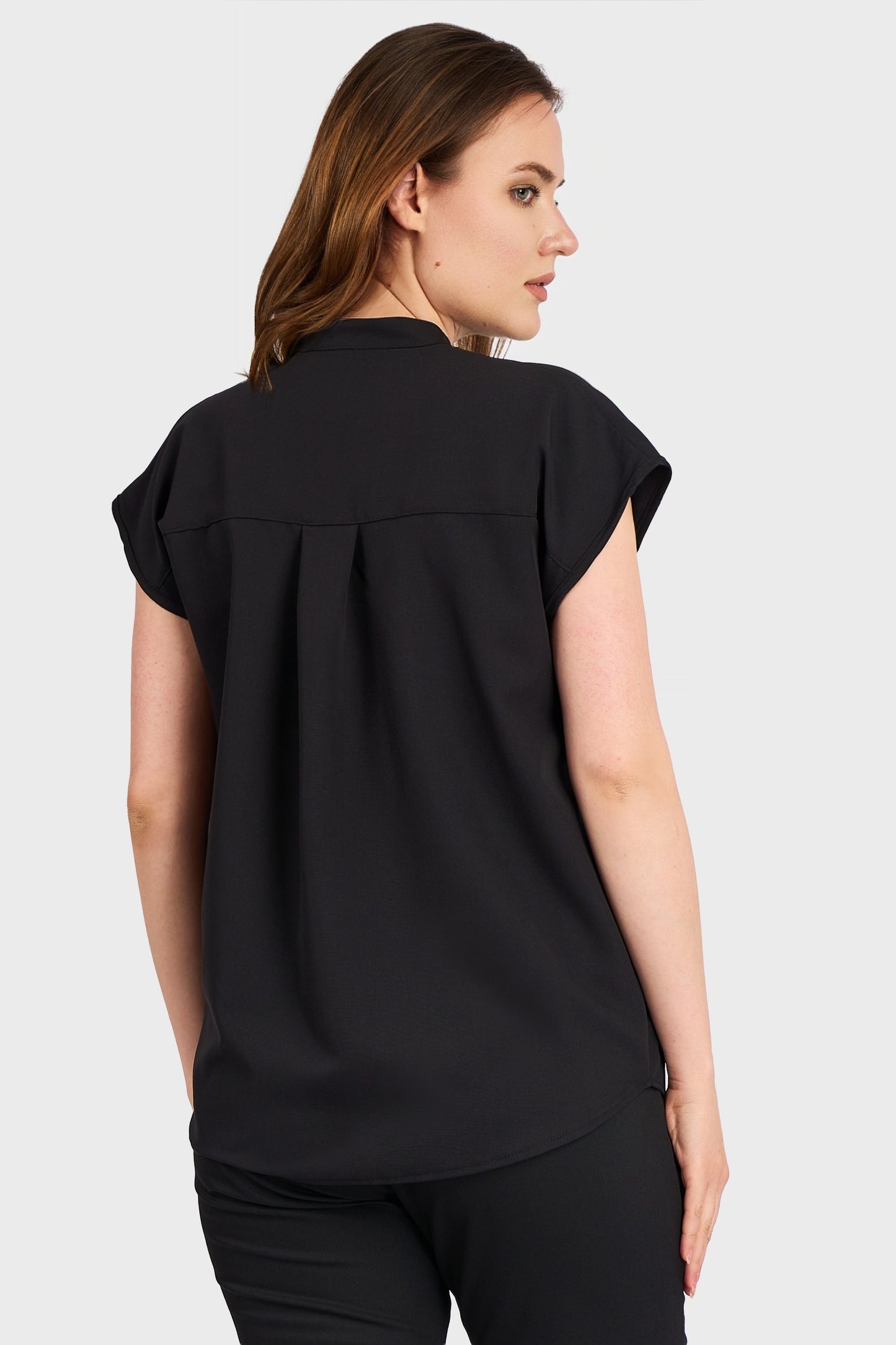 Bluza Medicala Maria Stretch - Negru - vedere spate - material elastic - Akitex