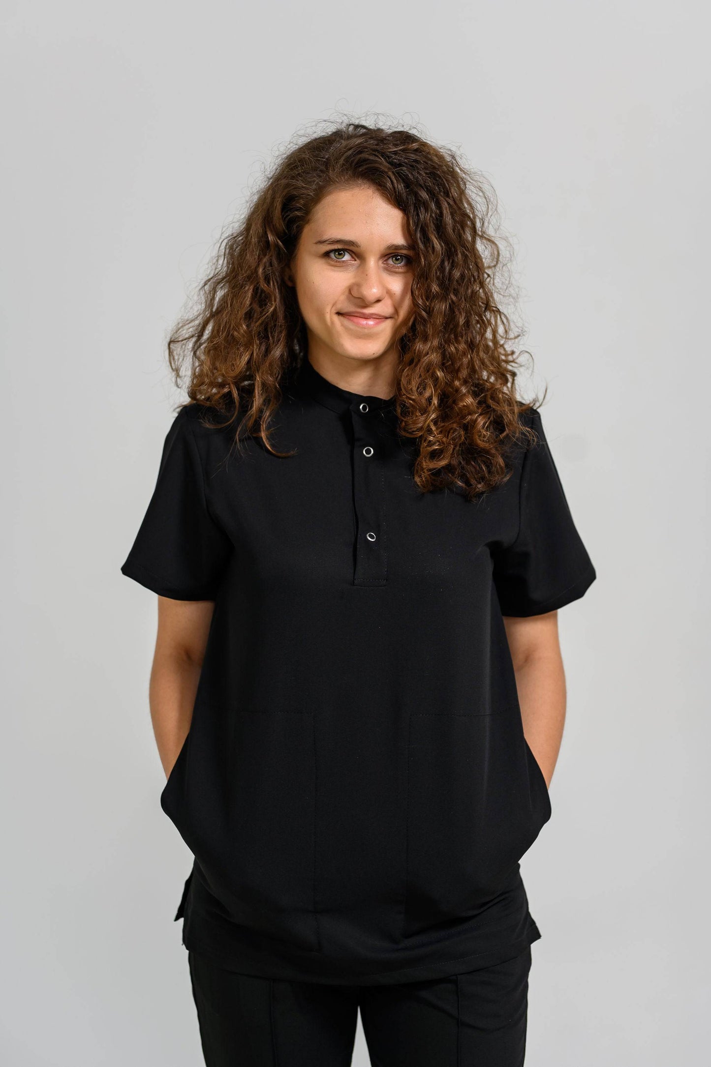 Bluza Medicala Valuca STRETCH - Femei - Negru - vedere frontala - material elastic - Akitex
