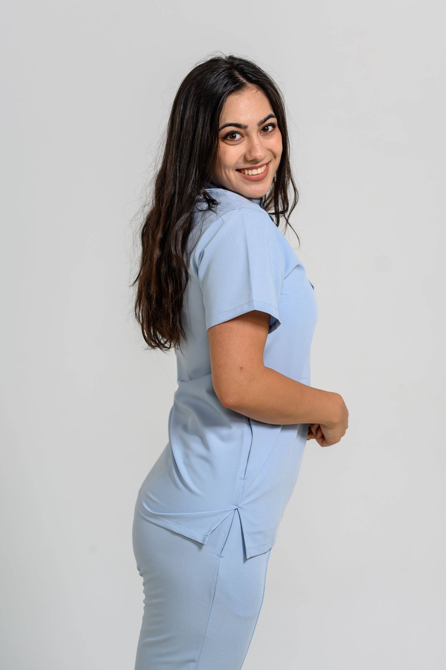 Bluza Medicala Valuca STRETCH Femei - BabyBlue - vedere laterala - material elastic - Akitex