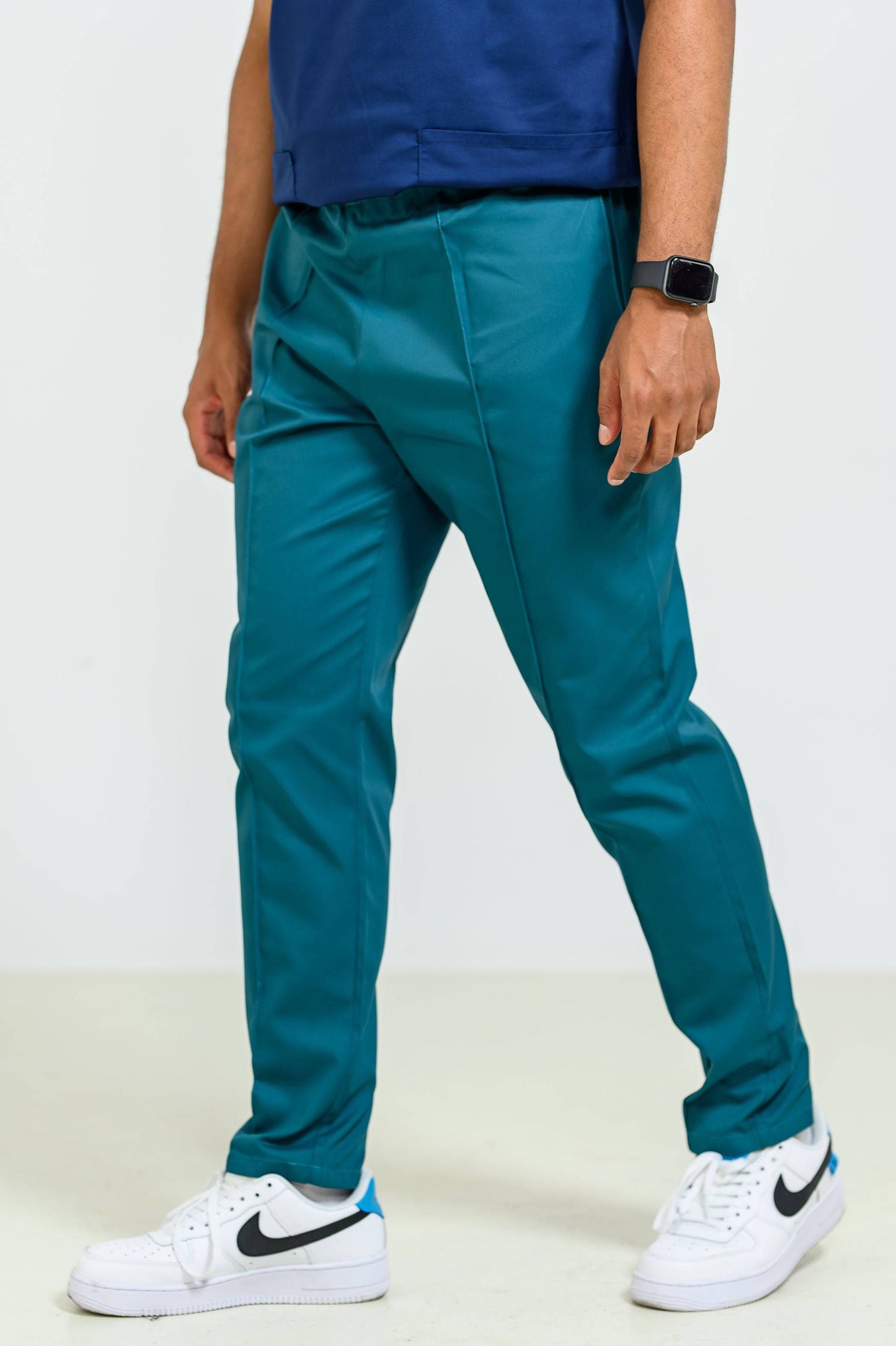 Pantaloni Medicali Alisa Barbati - Verde Padure - vedere lateral dreapta - Akitex