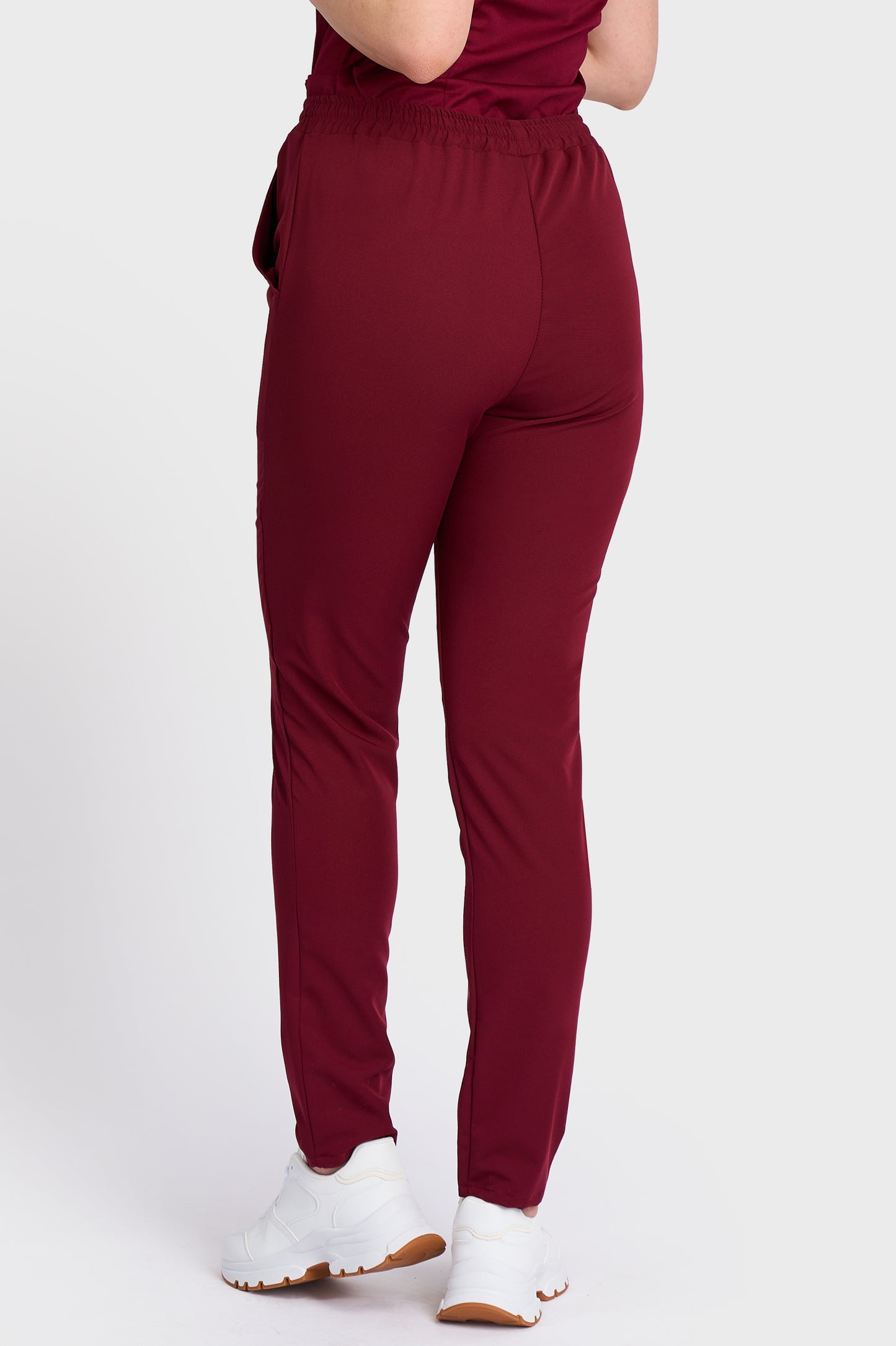 Pantaloni Medicali cu elastic si snur Femei Stretch - Bordo - vedere spate - material elastic - Akitex