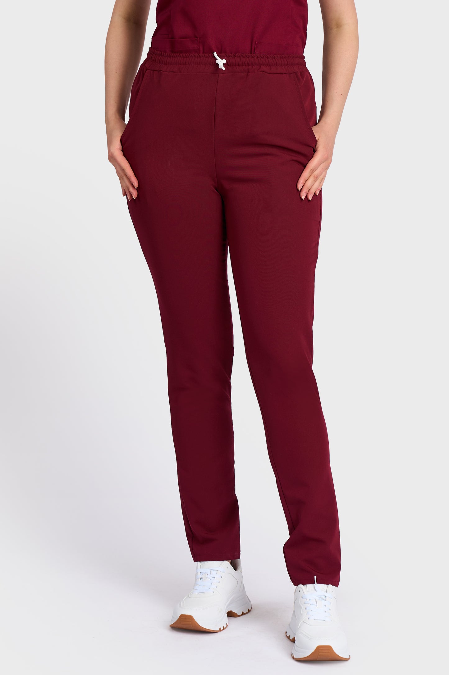 Pantaloni Medicali cu elastic si snur Femei Stretch - Bordo - vedere frontala - material elastic- Akitex