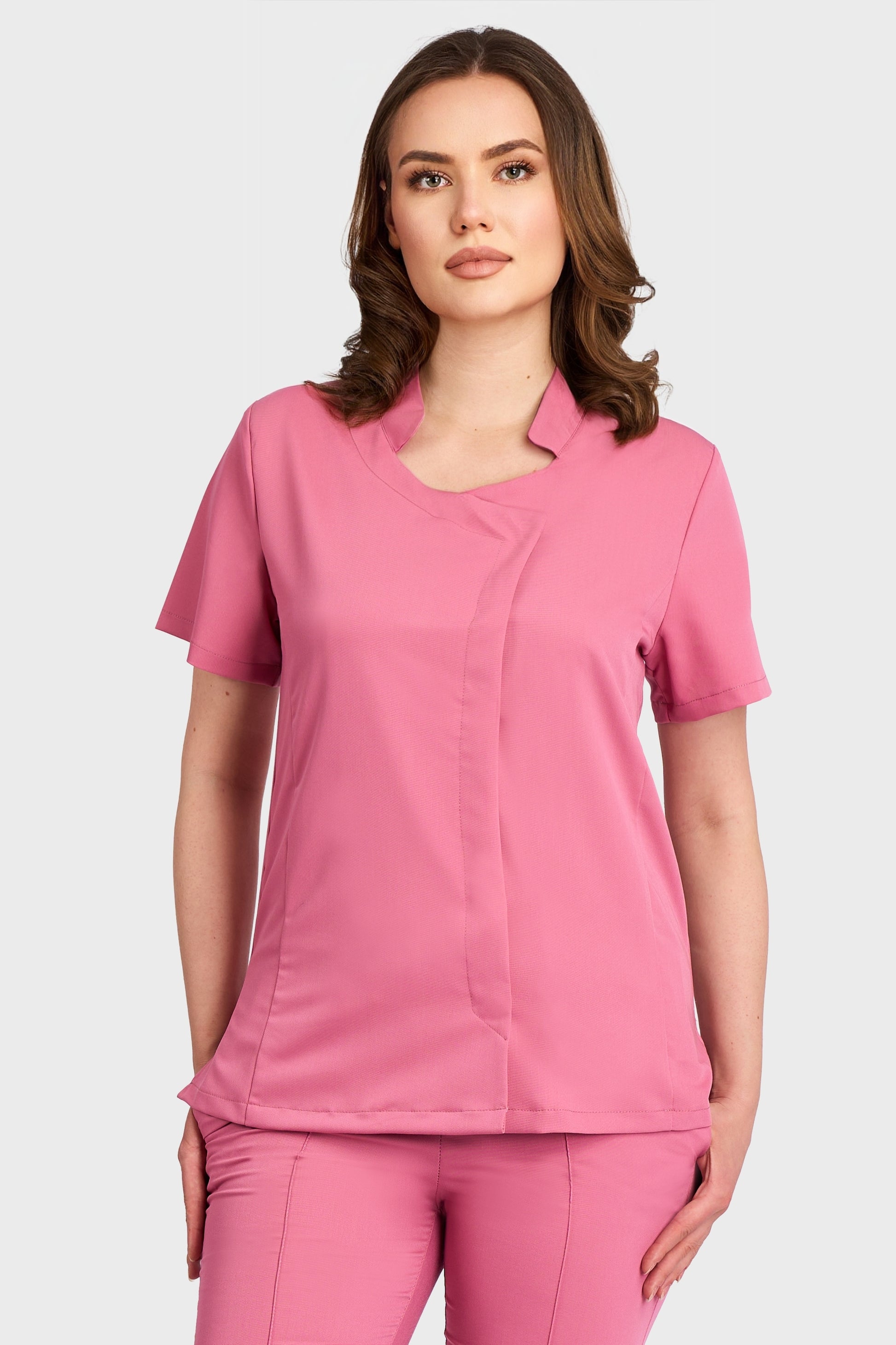Bluza Medicala Ela Femei Stretch - Roz - vedere frontala - material elastic - Akitex 