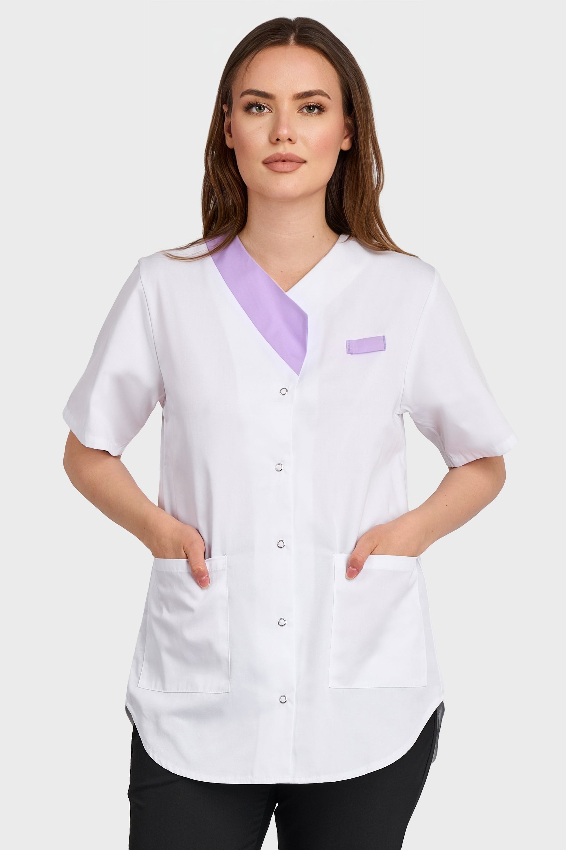 Halat Medical Oktavia Femei - Alb/Lila - vedere frontala - Akitex 