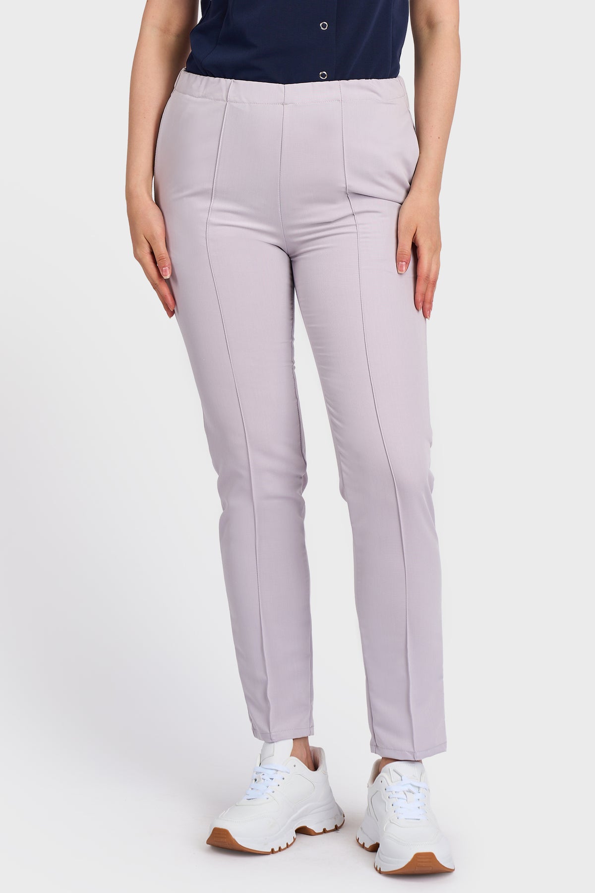 Pantaloni Medicali Alisa Femei Stretch  - Gri - vedere frontala - material elastic - Akitex 