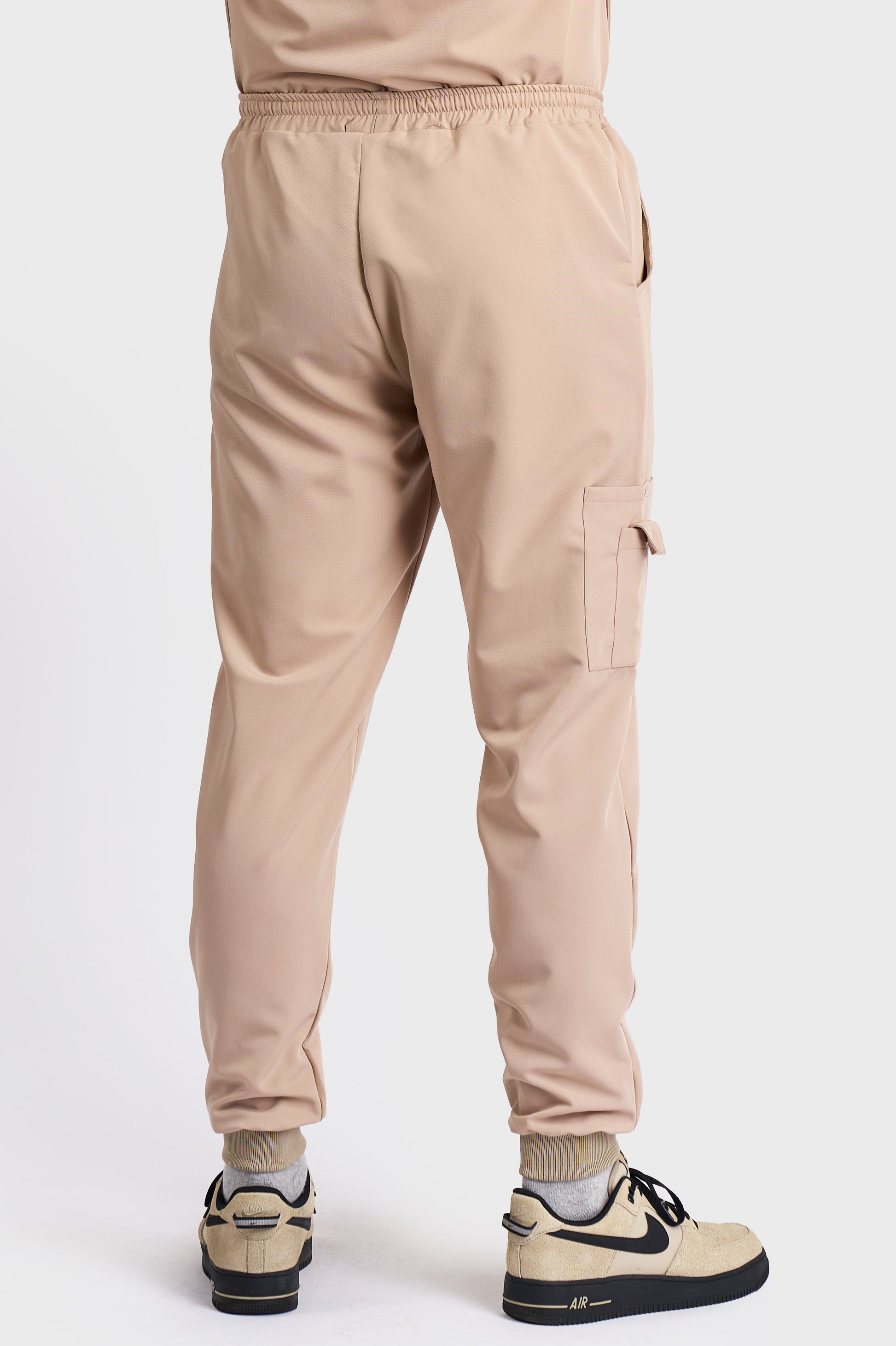 Pantaloni Medicali Joger Barbati Stretch - Safari - vedere spate - material elastic - Akitex 