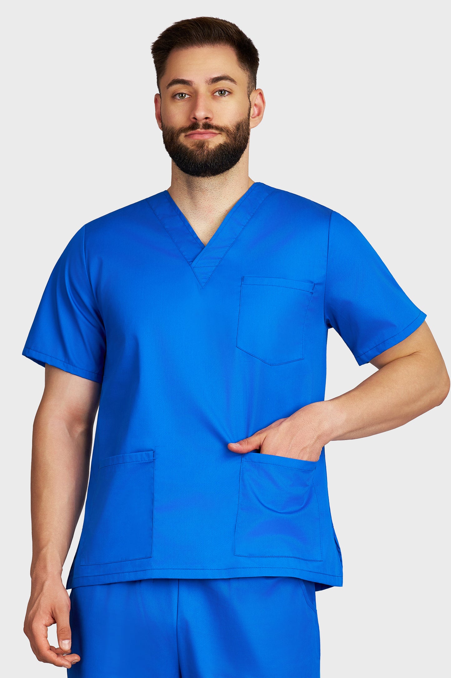 Bluza medicala barbati cu guler in V albastru royal - vedere din fata - AKITEX
