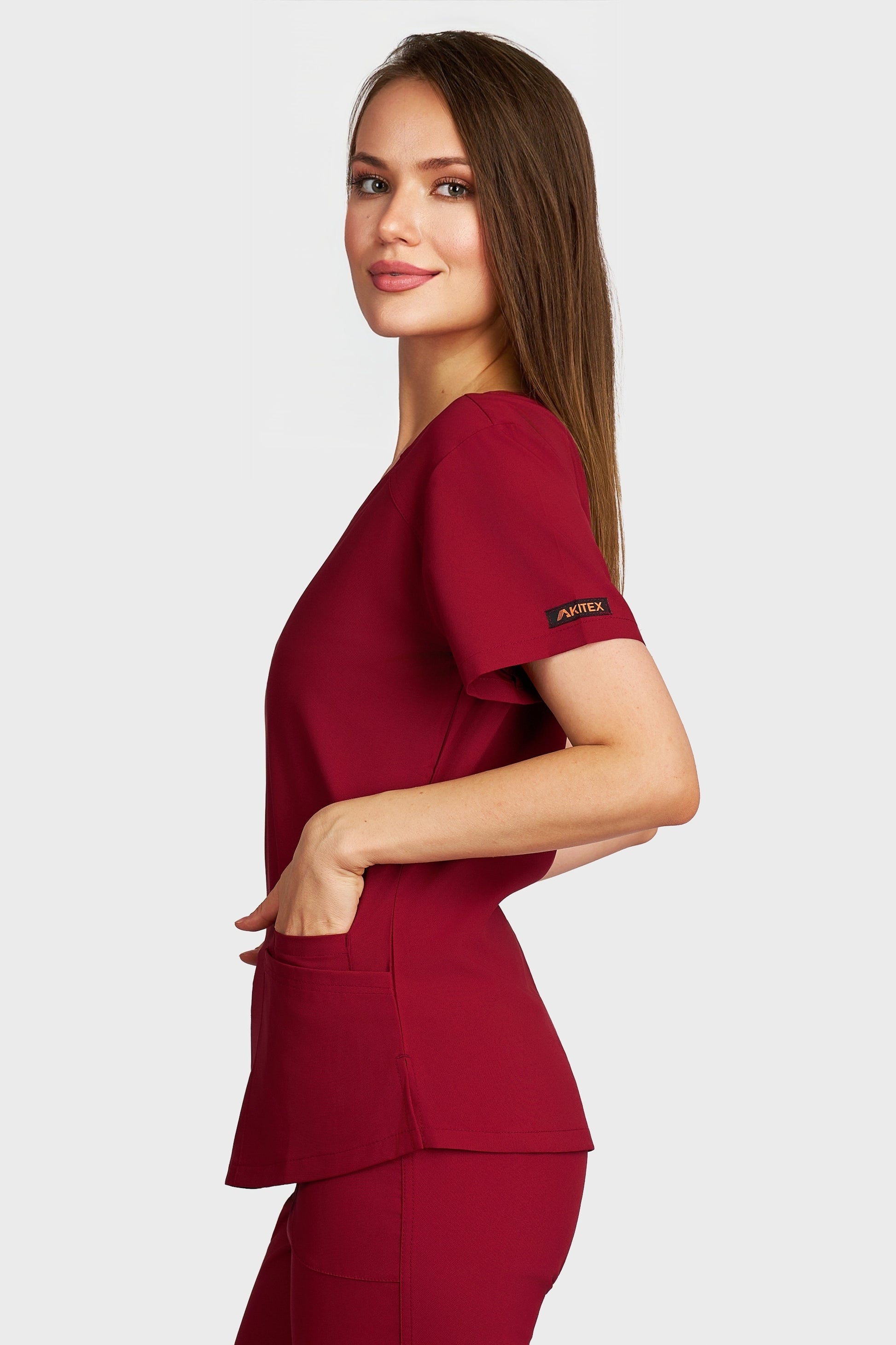 Bluza medicala femei Carmen bordo stretch - vedere laterala - AKITEX