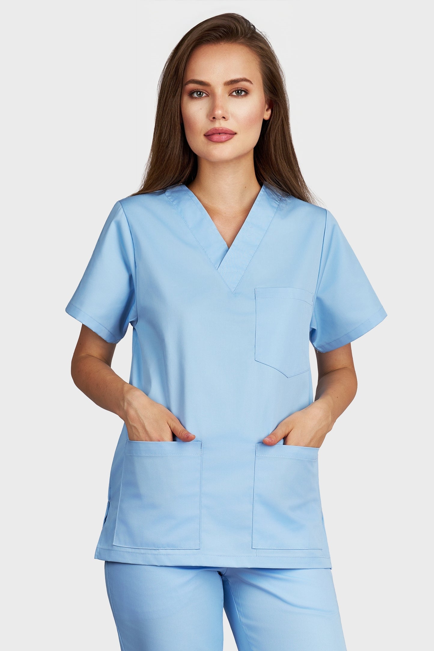 Bluza medicala femei cu guler in V bleu deschis - vedere din fata - AKITEX