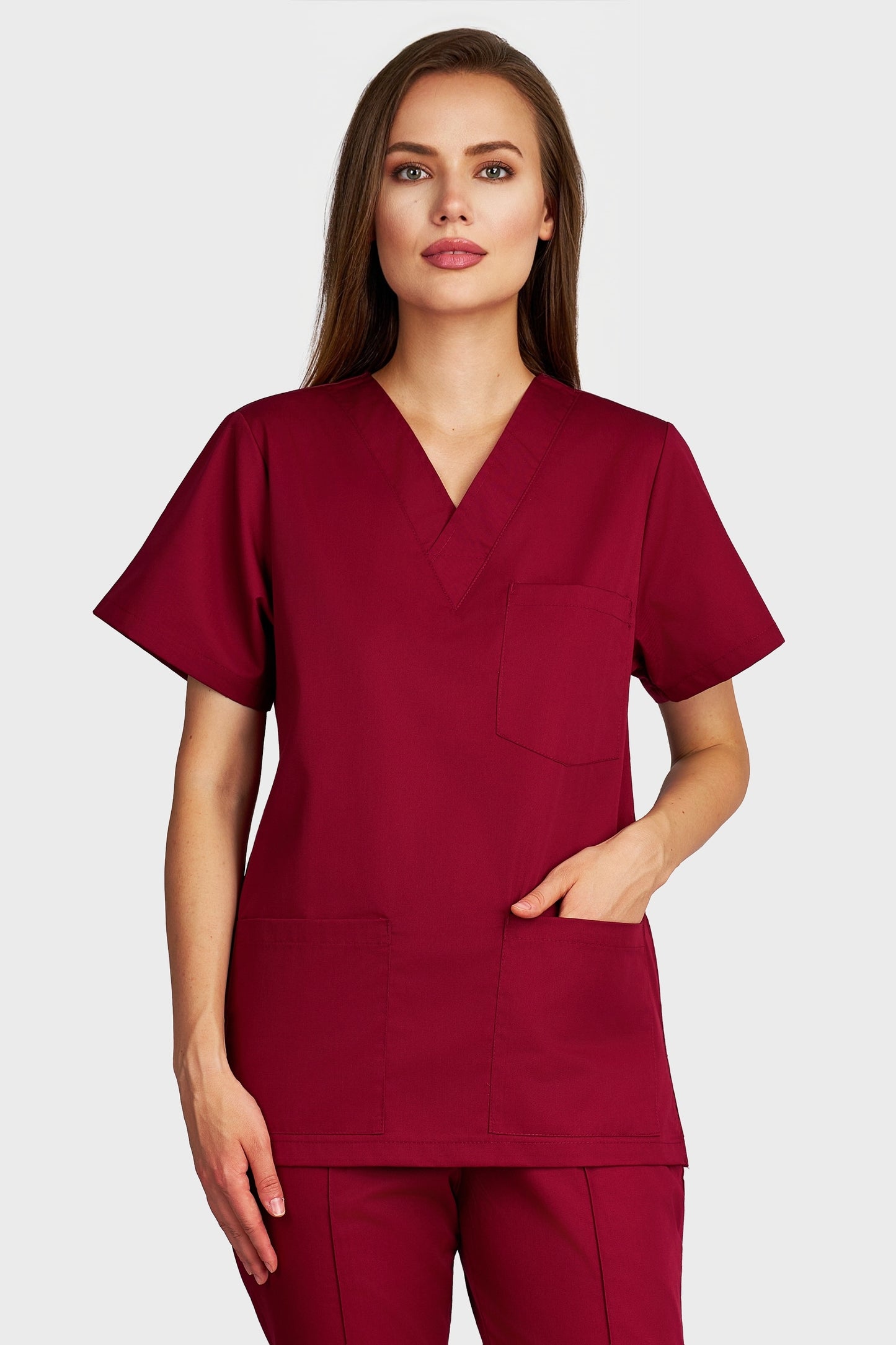 Bluza medicala femei cu guler in V bordo - vedere din fata - AKITEX