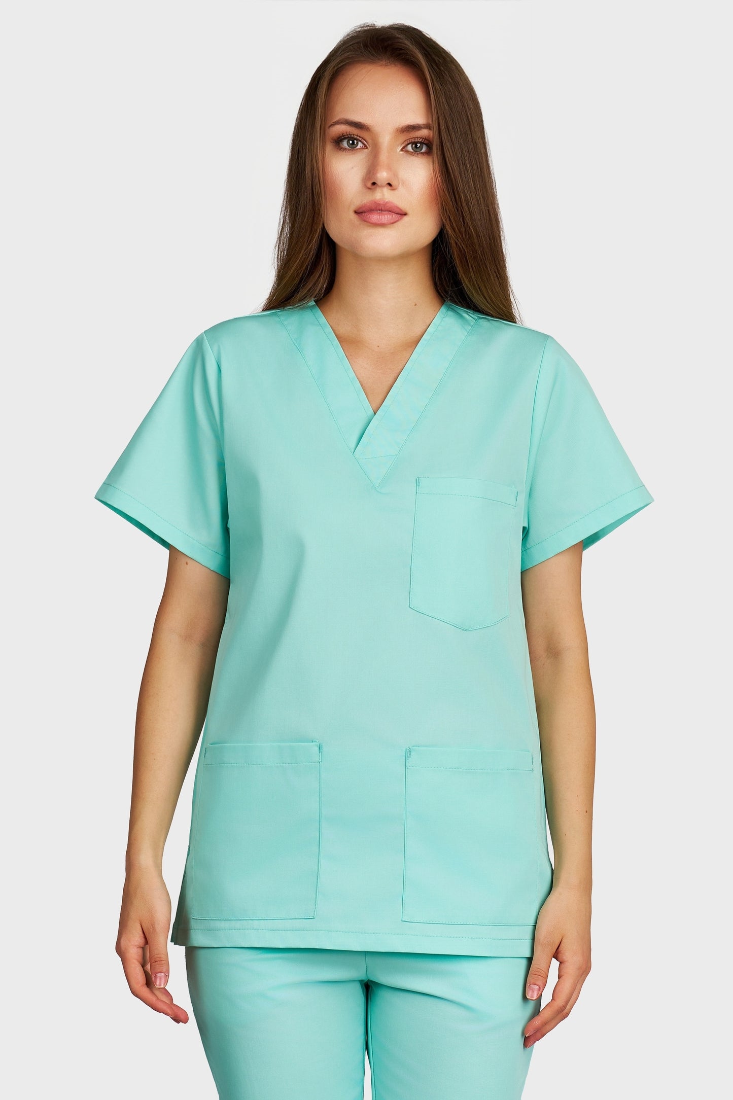 Bluza medicala femei cu guler in V menta - vedere din fata - AKITEX