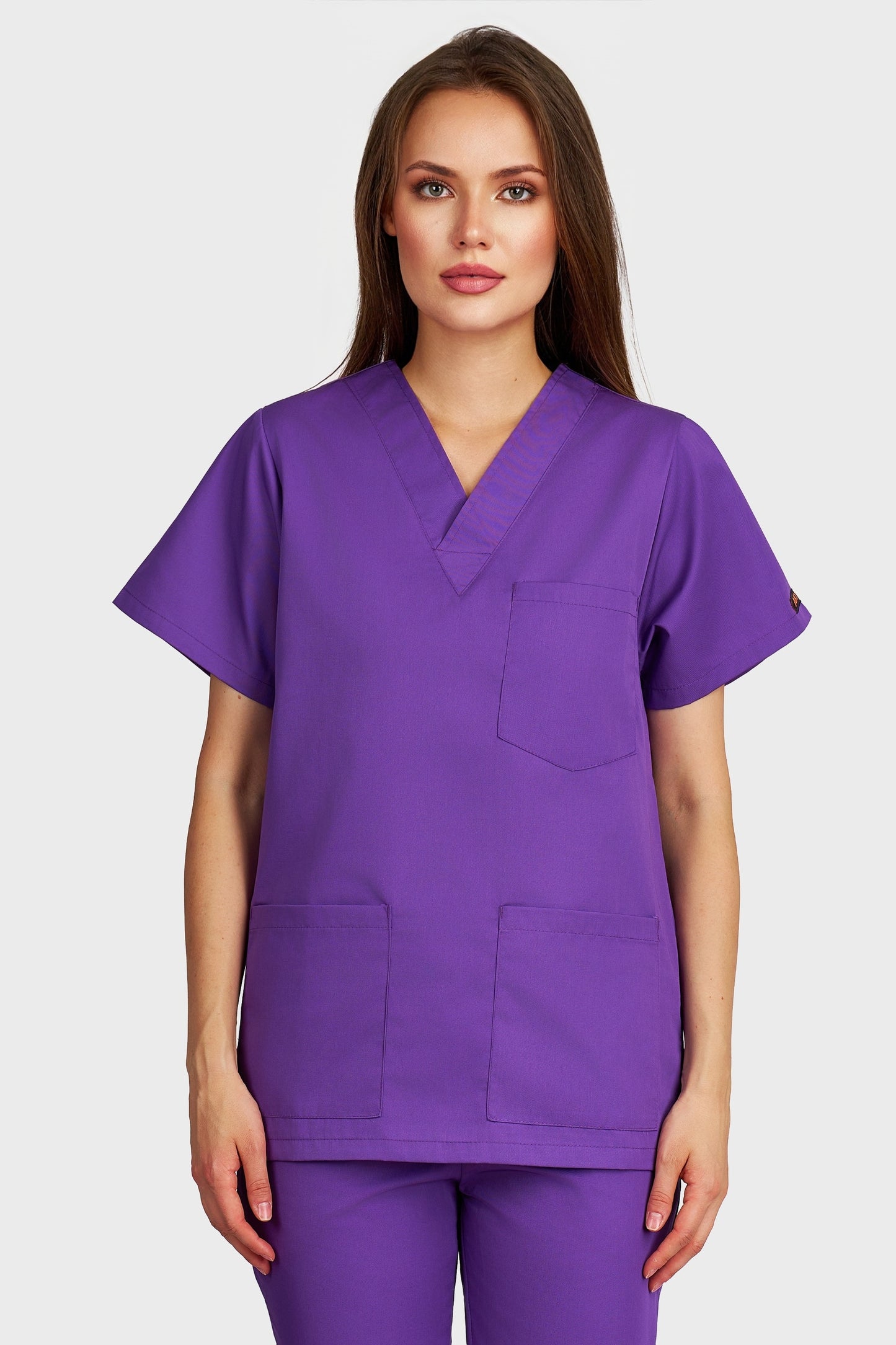 Bluza medicala femei cu guler in V mov - vedere din fata - AKITEX