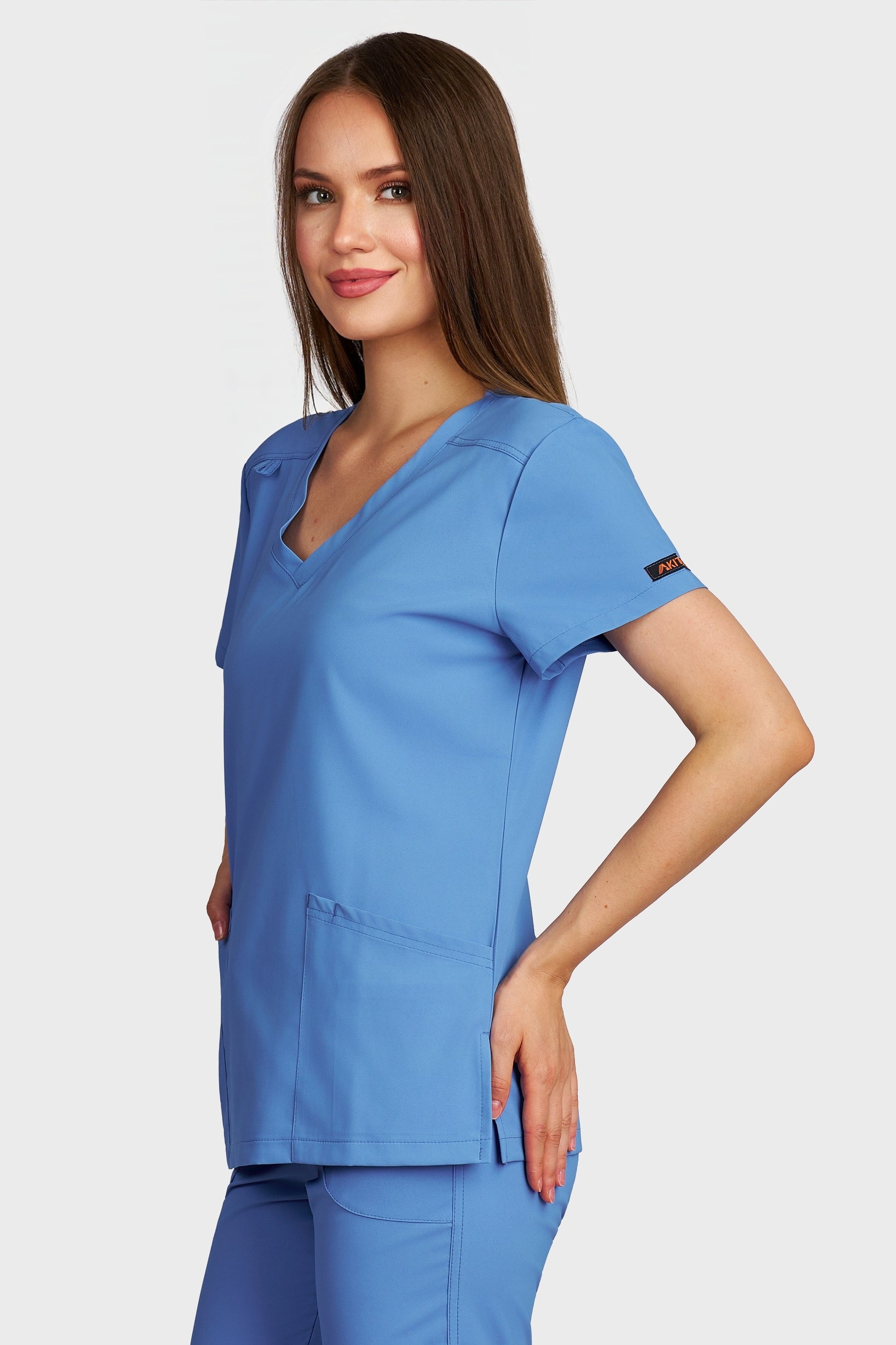 Bluza medicala femei Juliette albastru azur stretch - vedere laterala - AKITEX