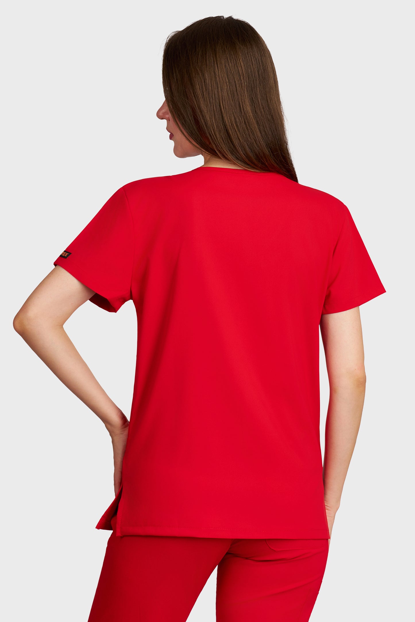 Bluza medicala femei Juliette rosu stretch - vedere din spate - AKITEX