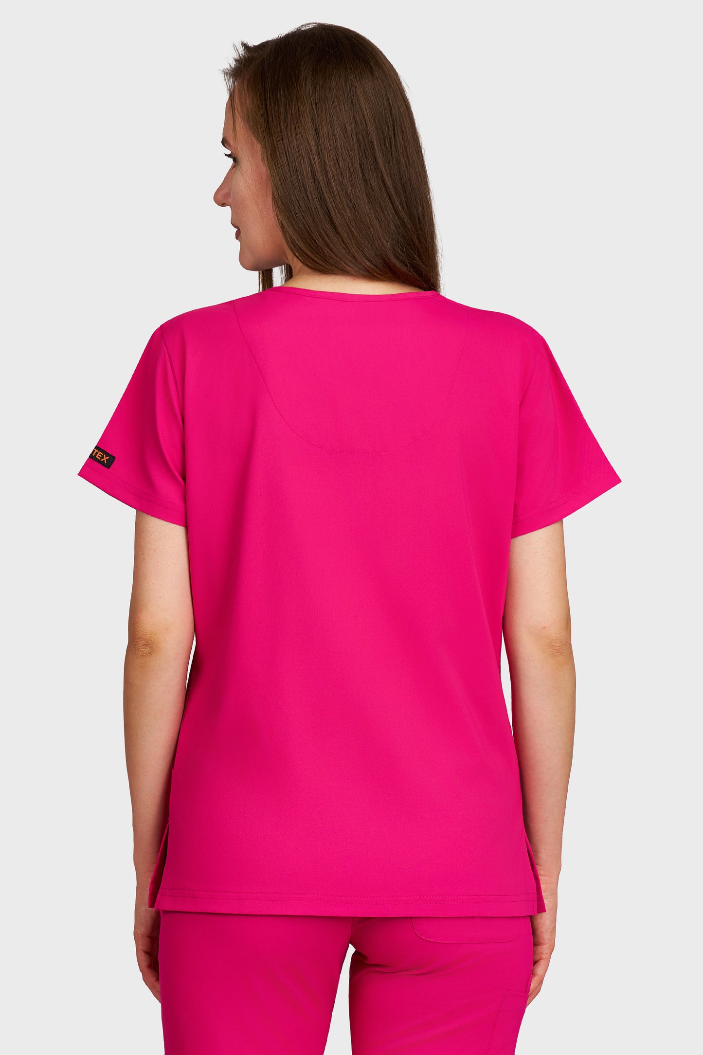 Bluza medicala femei Tosca fucsia stretch - vedere din spate - AKITEX