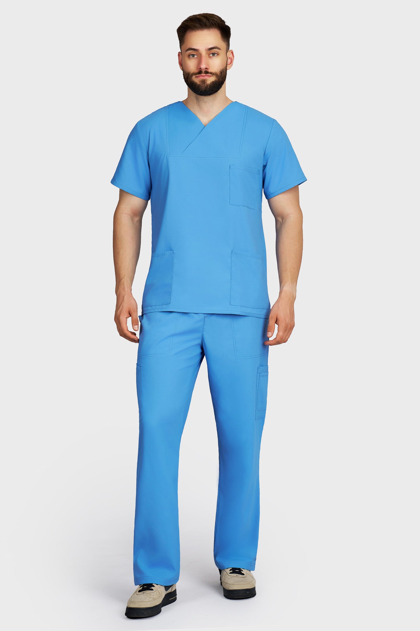 Costum medical barbati albastru azur - bluza medicala Victoria si pantaloni cargo, material microstretch antimicrobian, vedere din fata - AKITEX