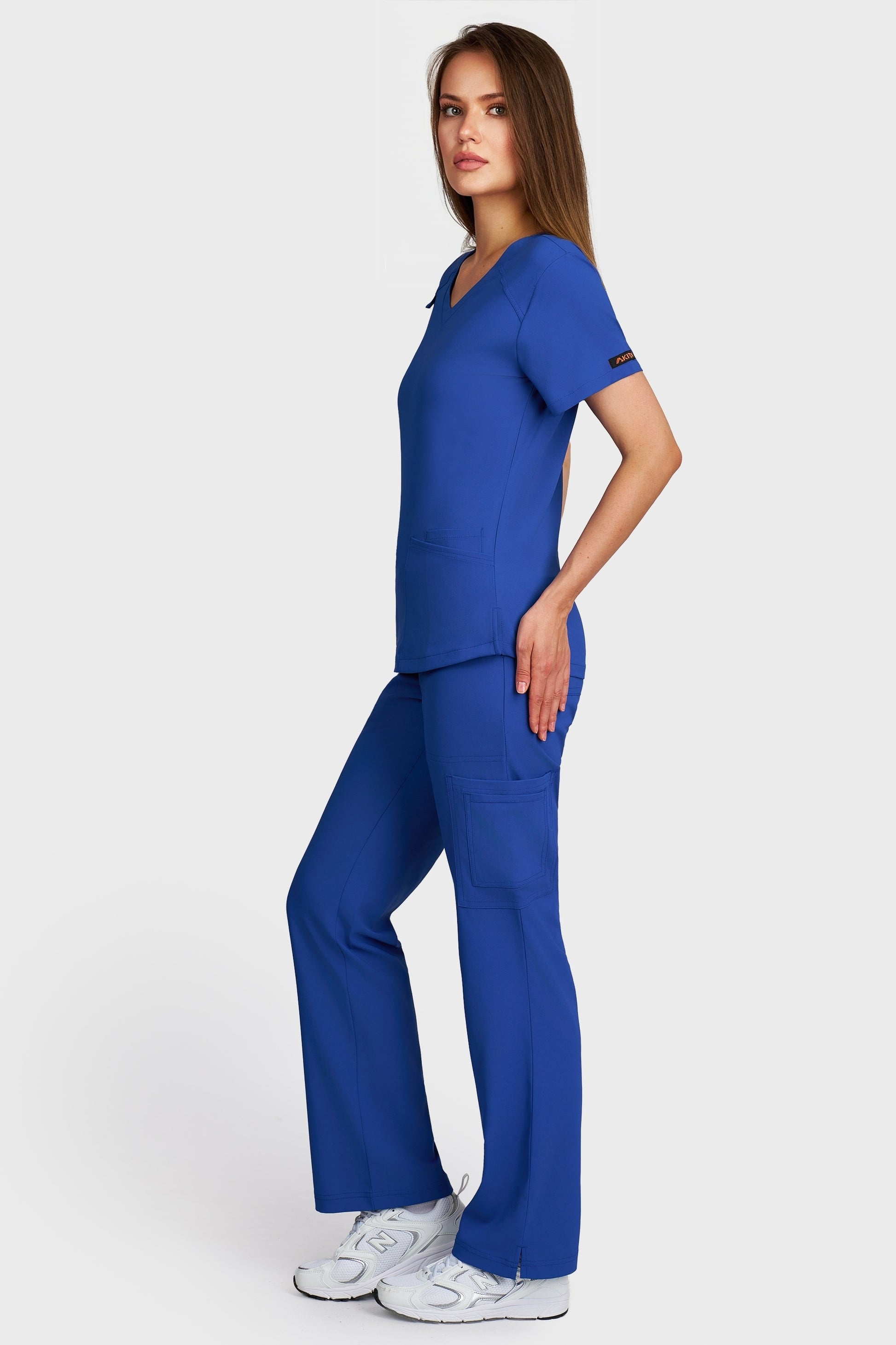 Costum medical femei albastru royal - bluza medicala Carmen si pantaloni cargo, vedere laterala - AKITEX