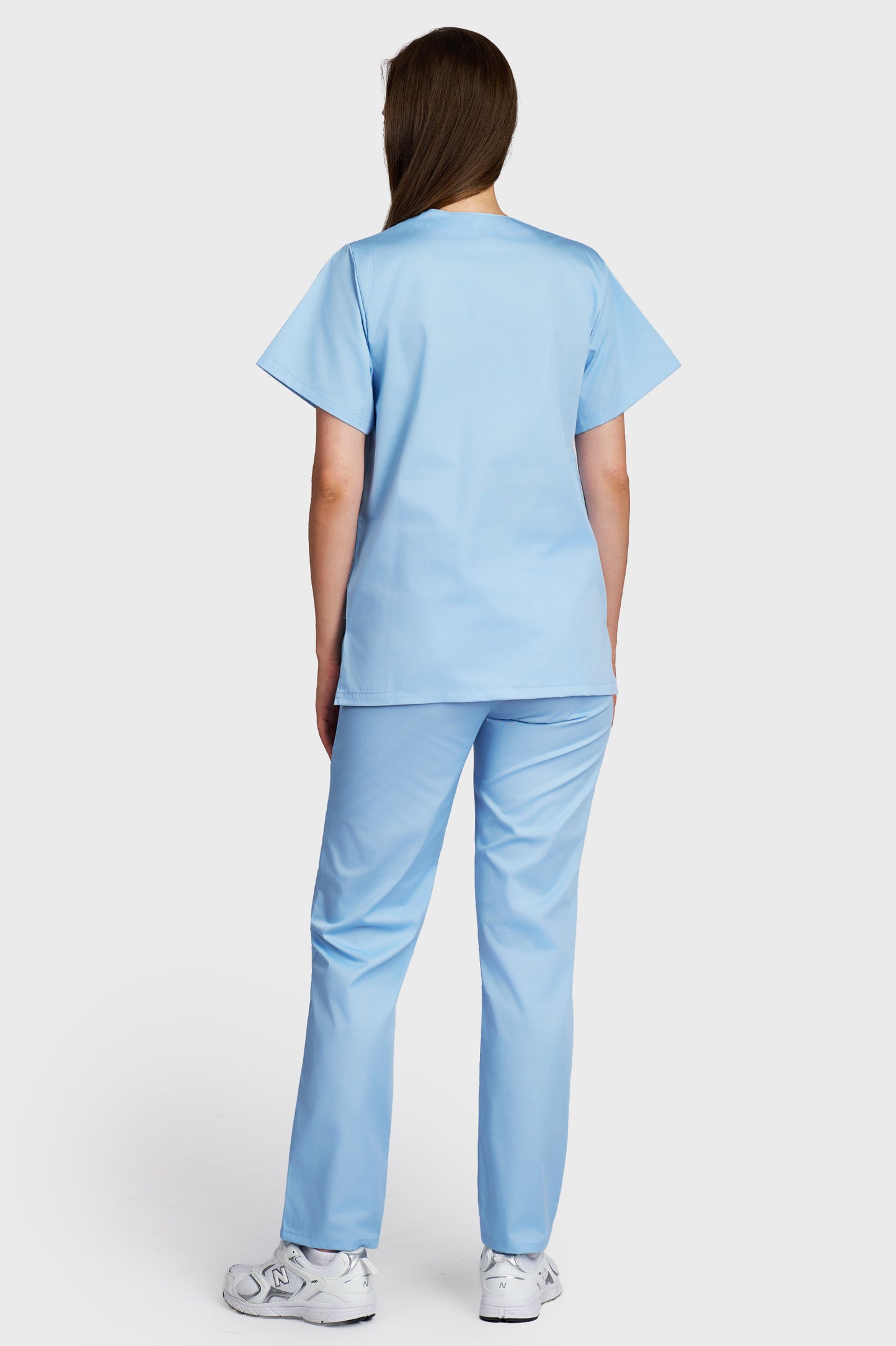 Costum medical femei lightblue - bluza medicala cu guler in V si pantaloni cu elastic si snur, vedere din spate - AKITEX