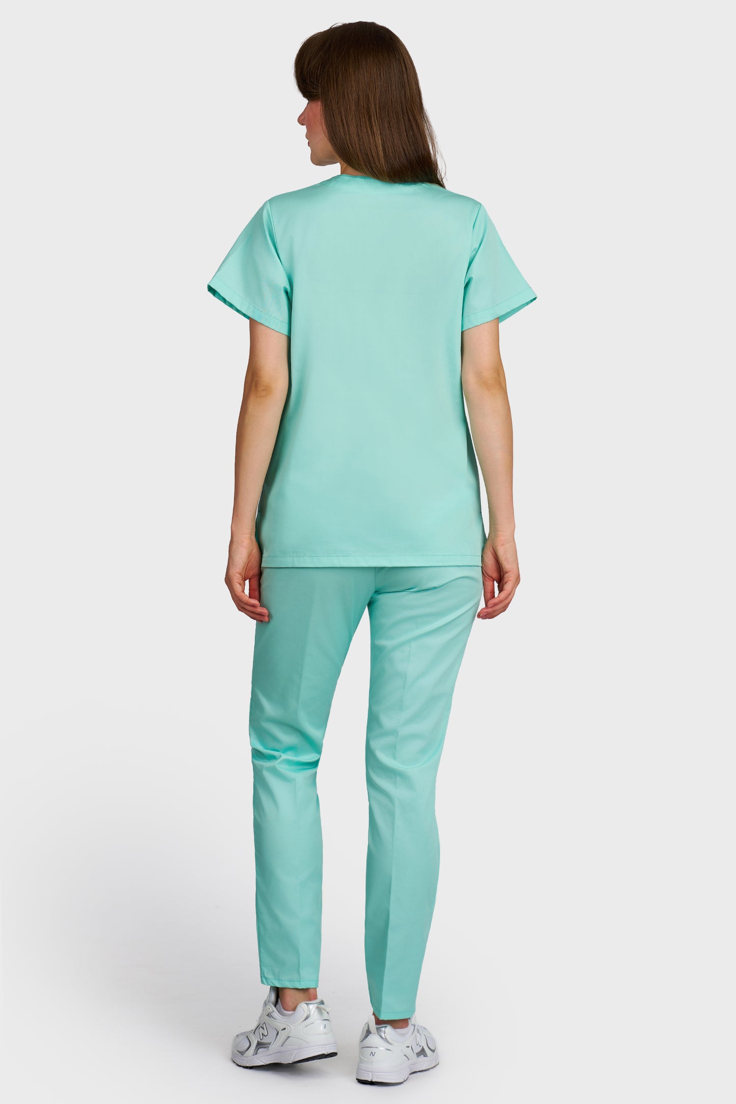 Costum medical femei menta - bluza medicala Frieda si pantaloni Alisa, vedere din spate - AKITEX