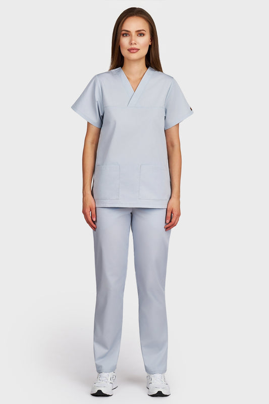 Costum medical femei gri - bluza medicala Frieda si pantaloni cu elastic si snur, vedere din fata - AKITEX