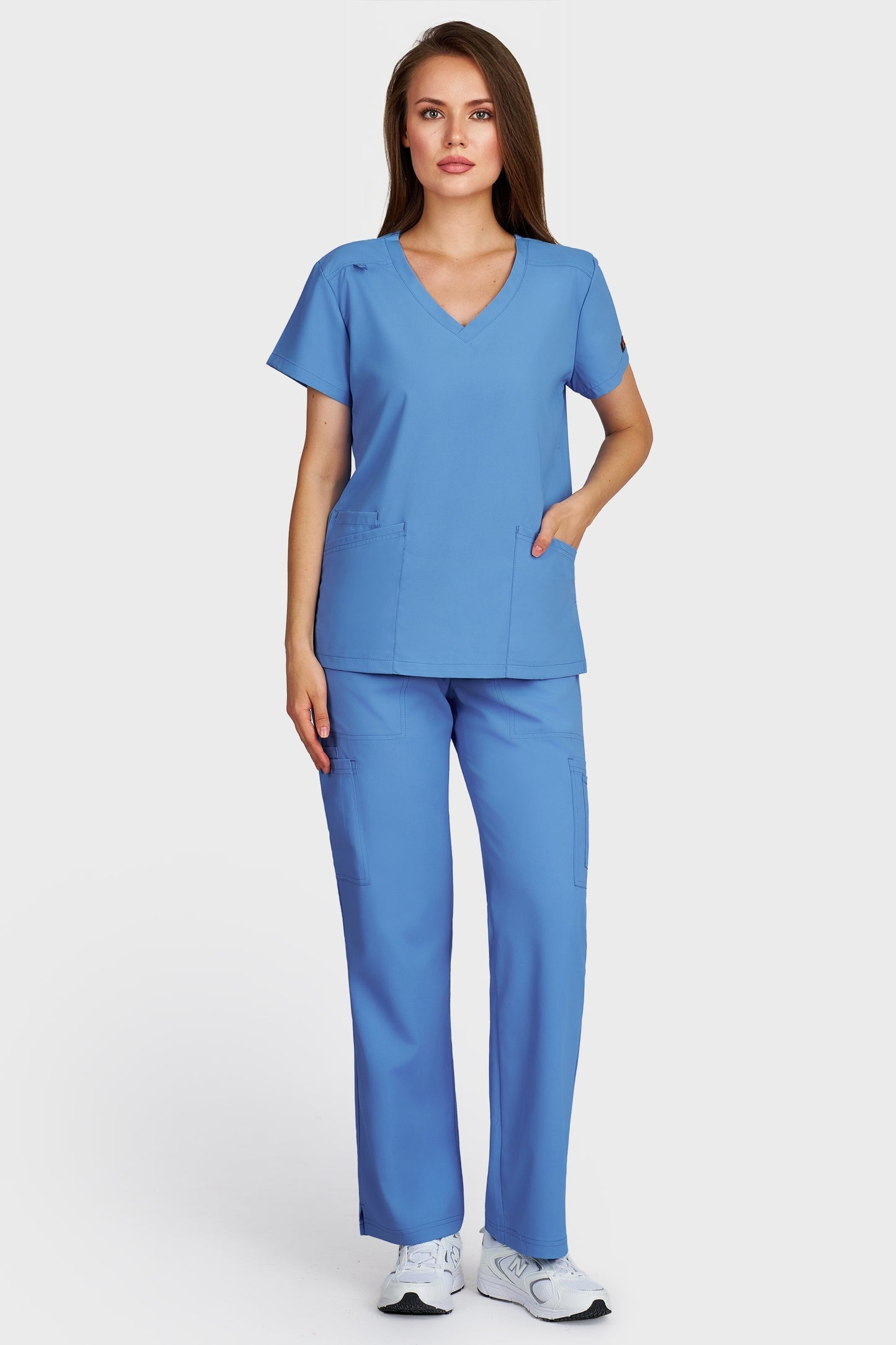 Costum medical femei albastru azur - bluza medicala Juliette si pantaloni Cargo, vedere din fata - AKITEX
