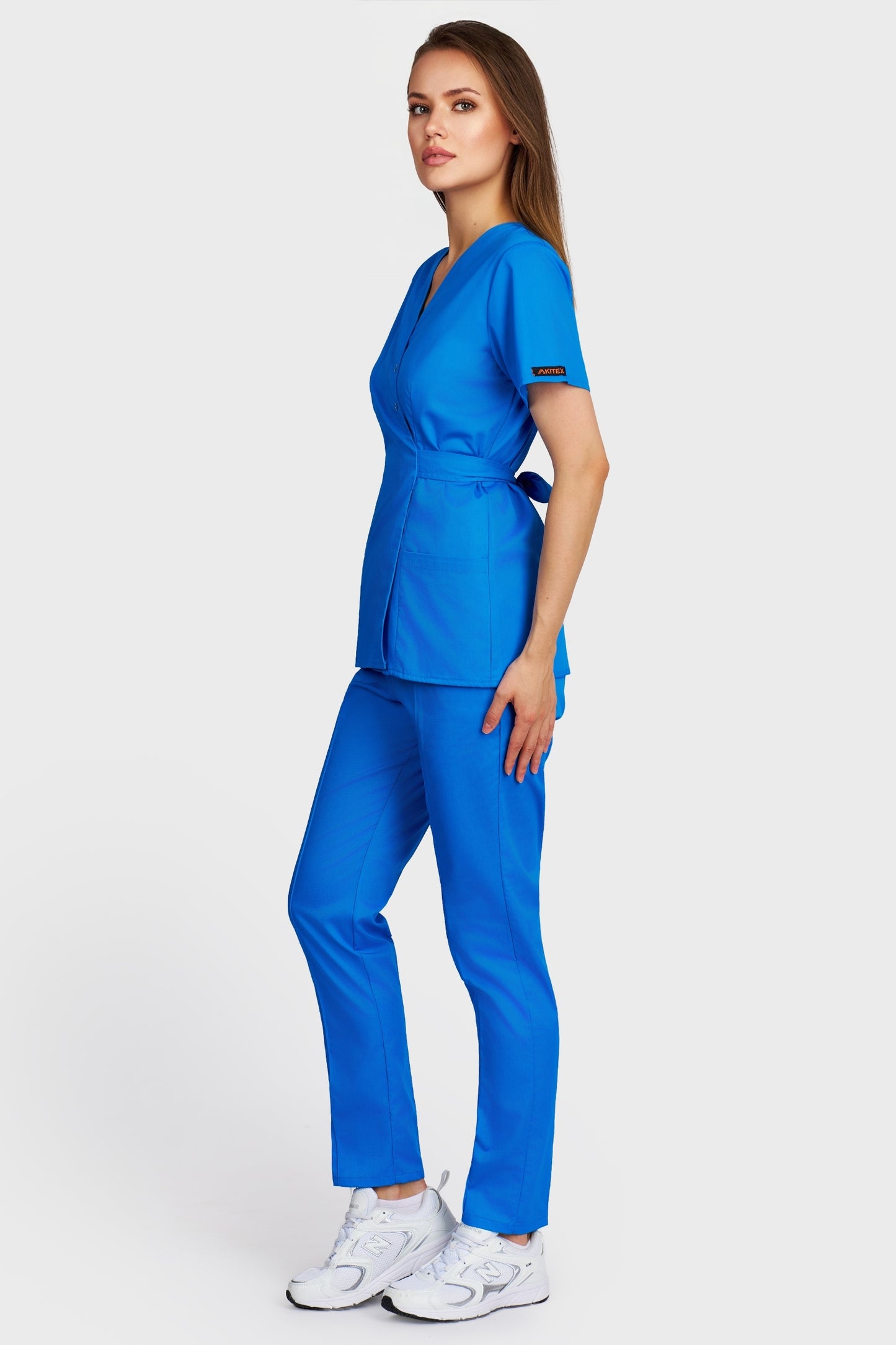 Costum medical femei turquoise - bluza medicala Kimono si pantaloni Alisa, vedere laterala - AKITEX