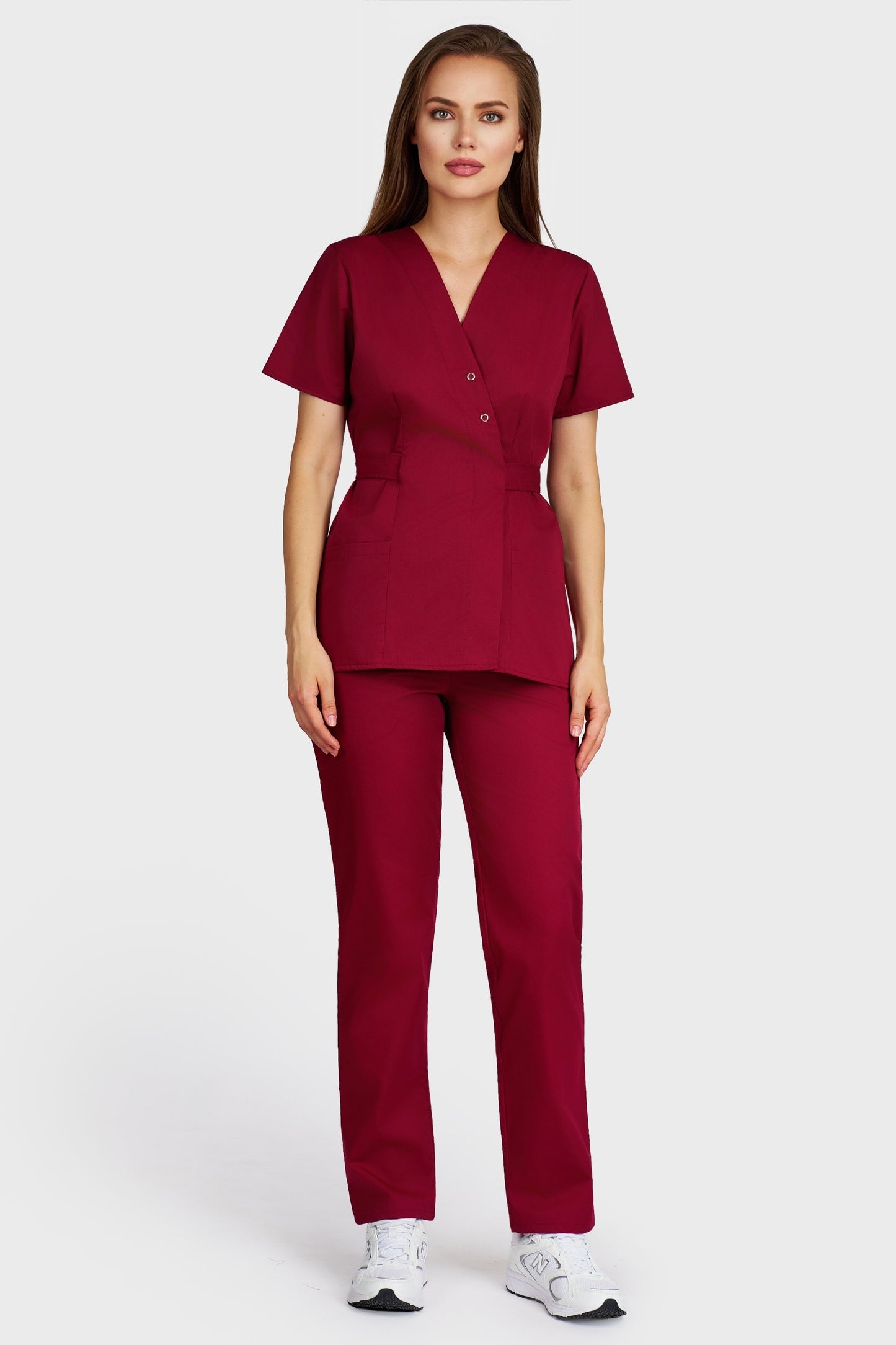Costum medical femei bordo - bluza medicala Kimono si pantaloni cu elastic si snur, vedere din fata - AKITEX