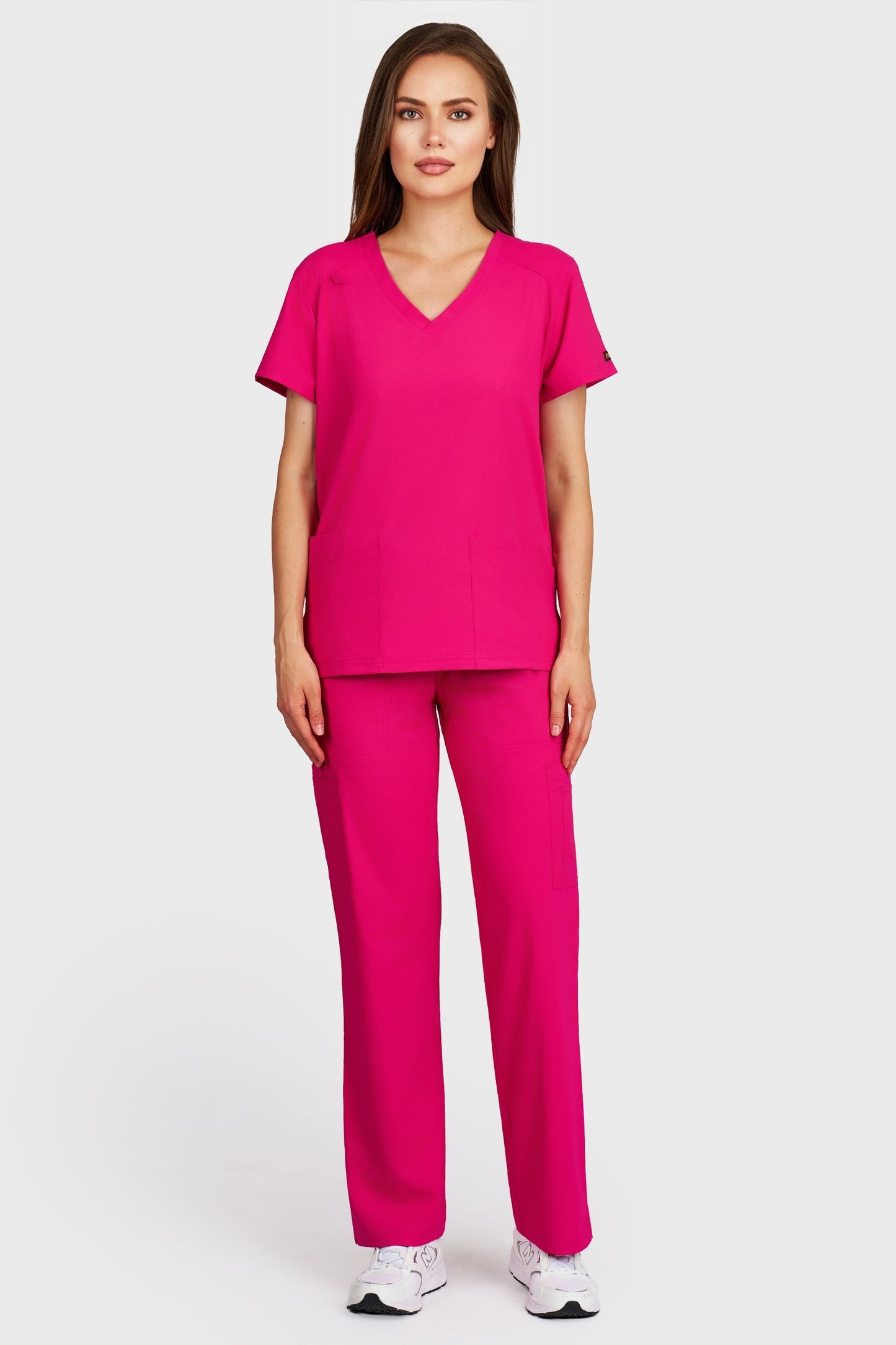 Costum medical femei fucsia - bluza medicala Tosca si pantaloni Cargo, vedere din fata - AKITEX