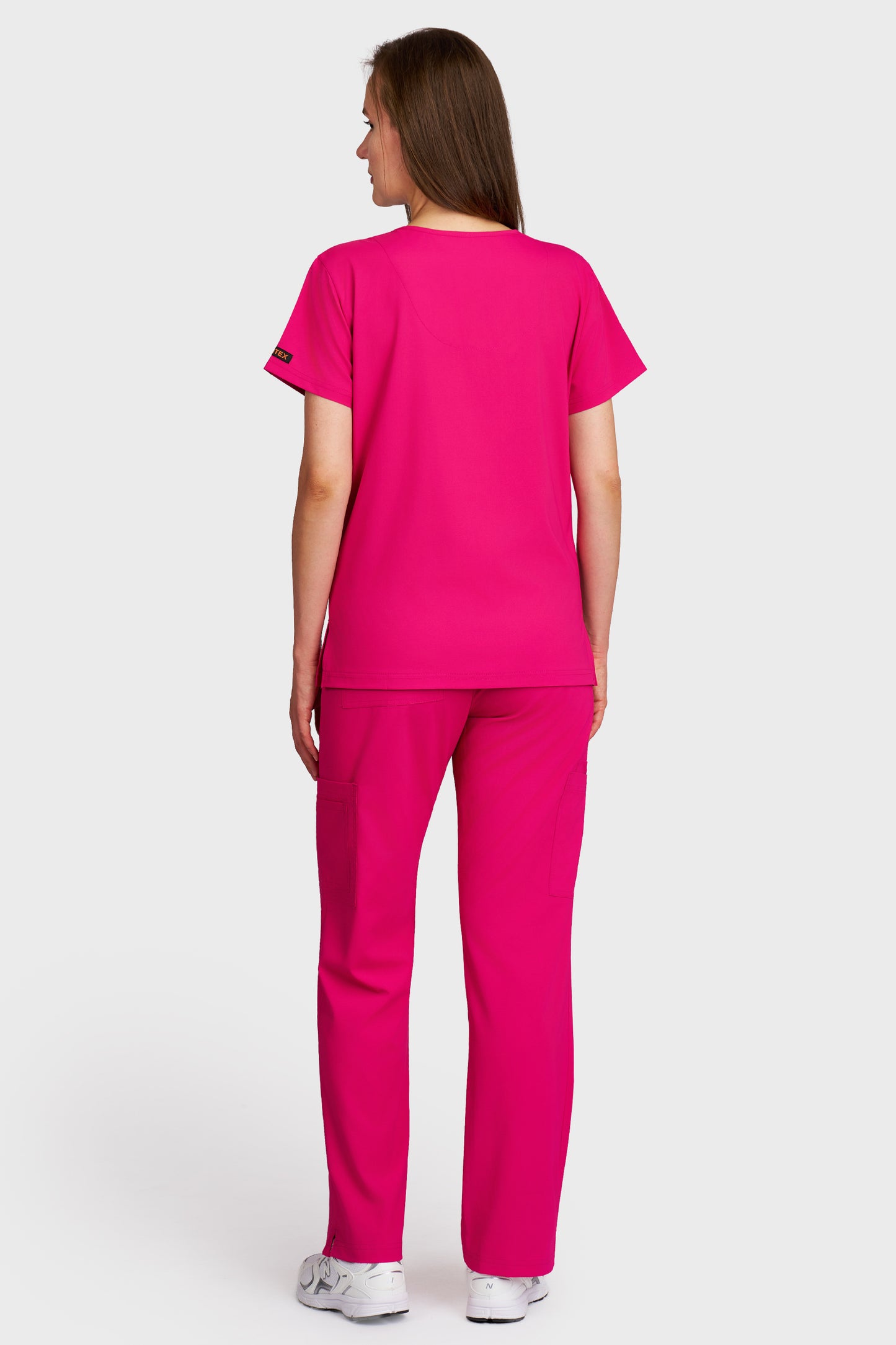 Costum medical femei fucsia - bluza medicala Tosca si pantaloni Cargo, vedere din spate - AKITEX