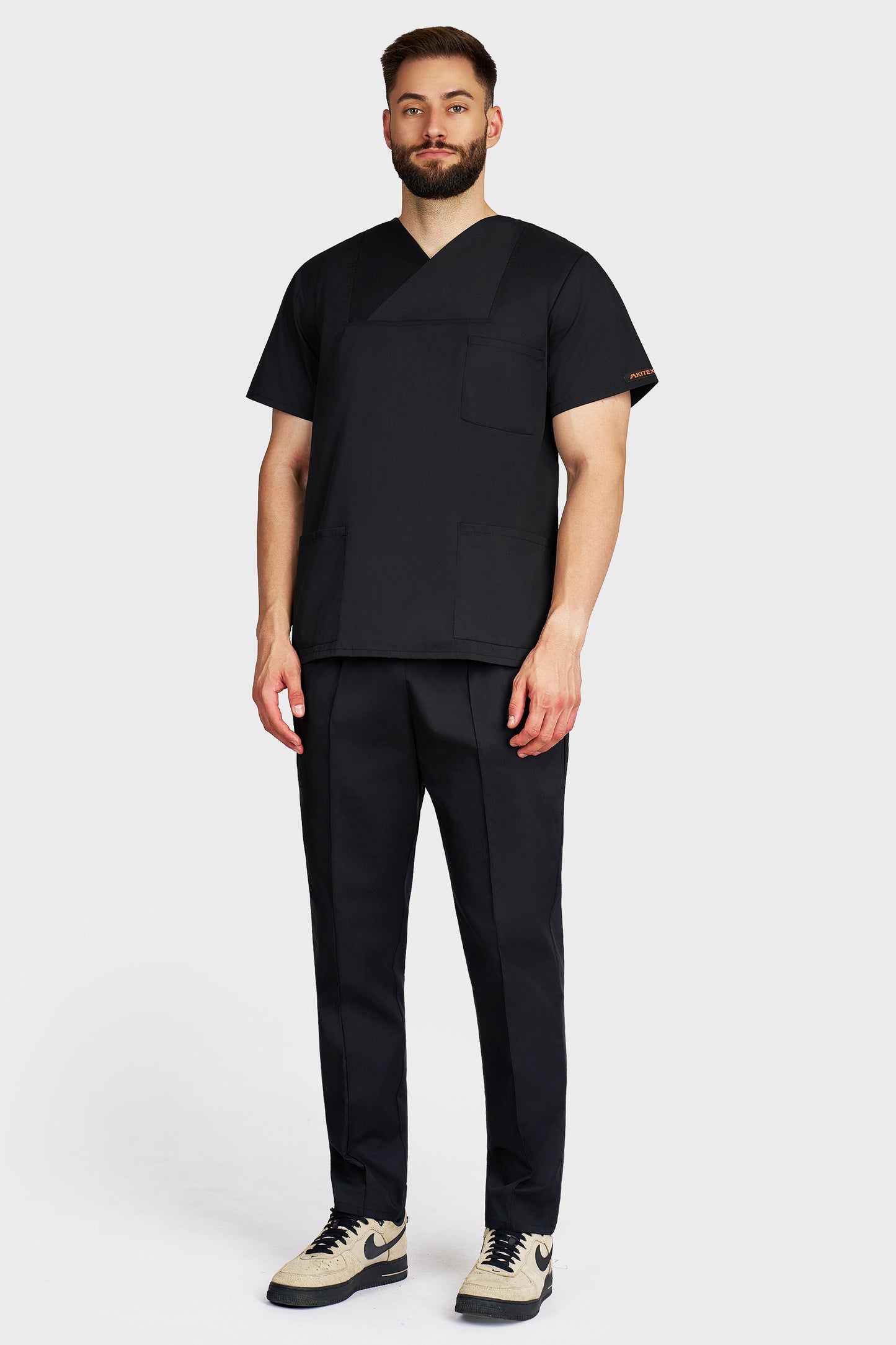Costum medical barbati negru - bluza medicala Victoria si pantaloni Alisa, vedere din fata - AKITEX
