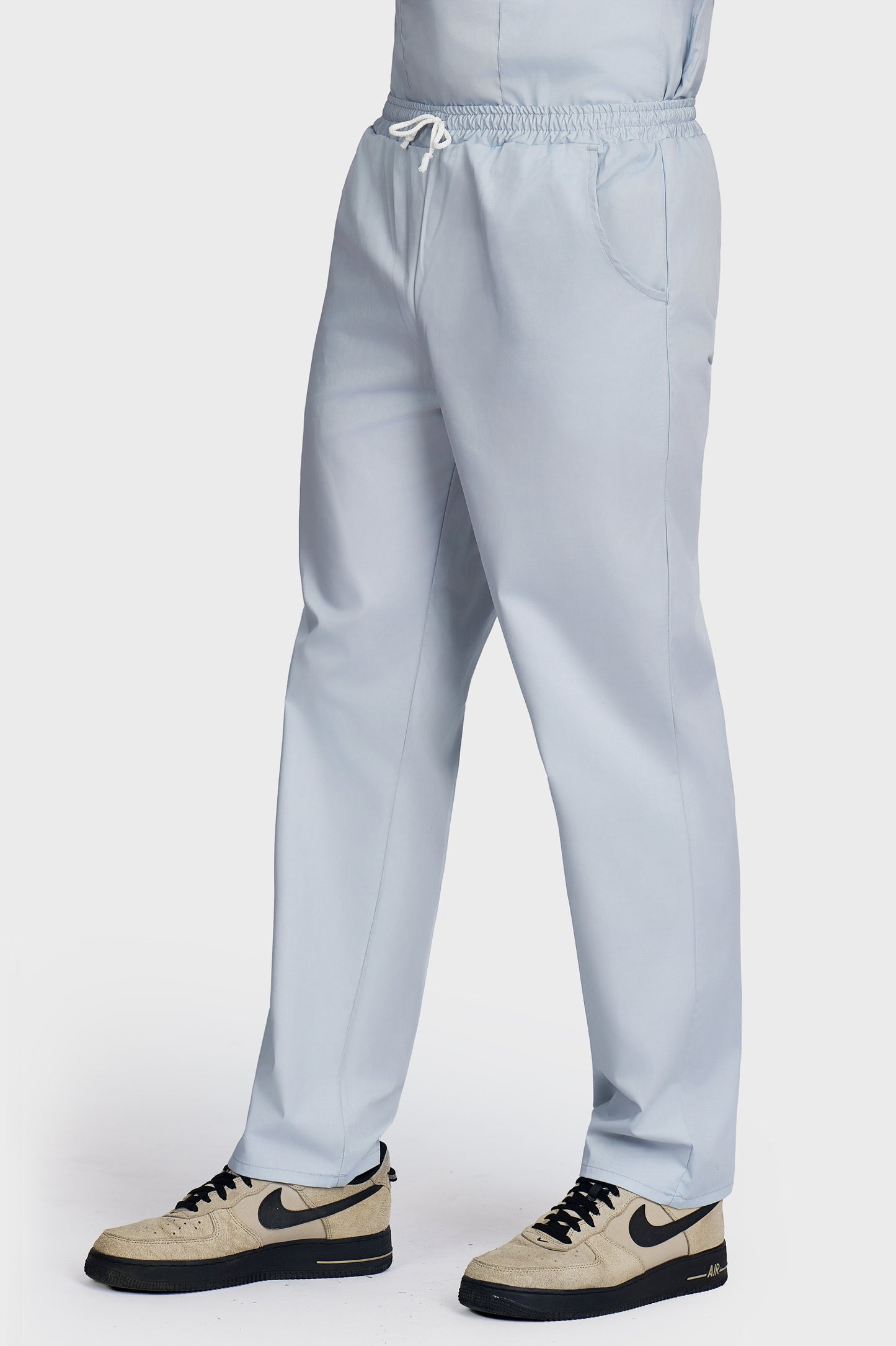 Pantaloni medicali barbati cu elastic si snur gri - vedere laterala - AKITEX