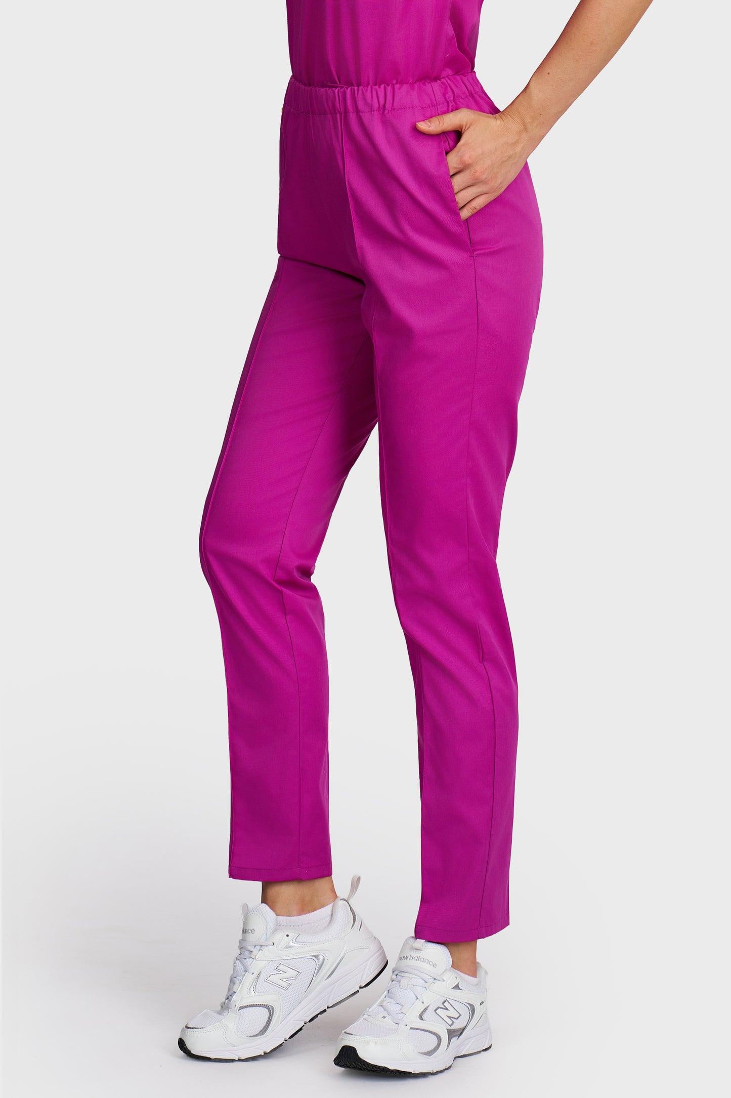 Pantaloni medicali femei Alisa fucsia - vedere laterala - AKITEX