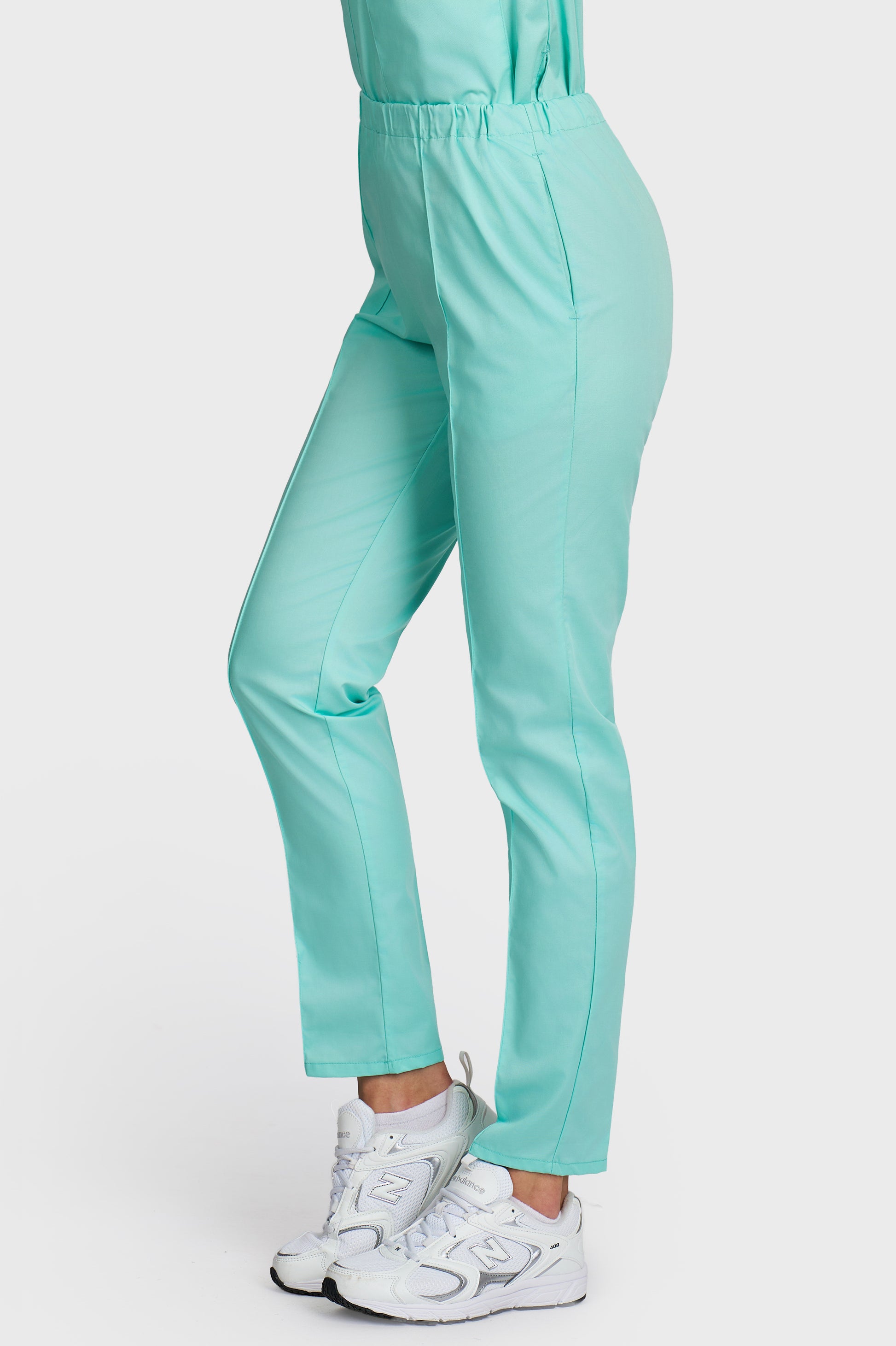 Pantaloni medicali femei Alisa menta - vedere laterala - AKITEX