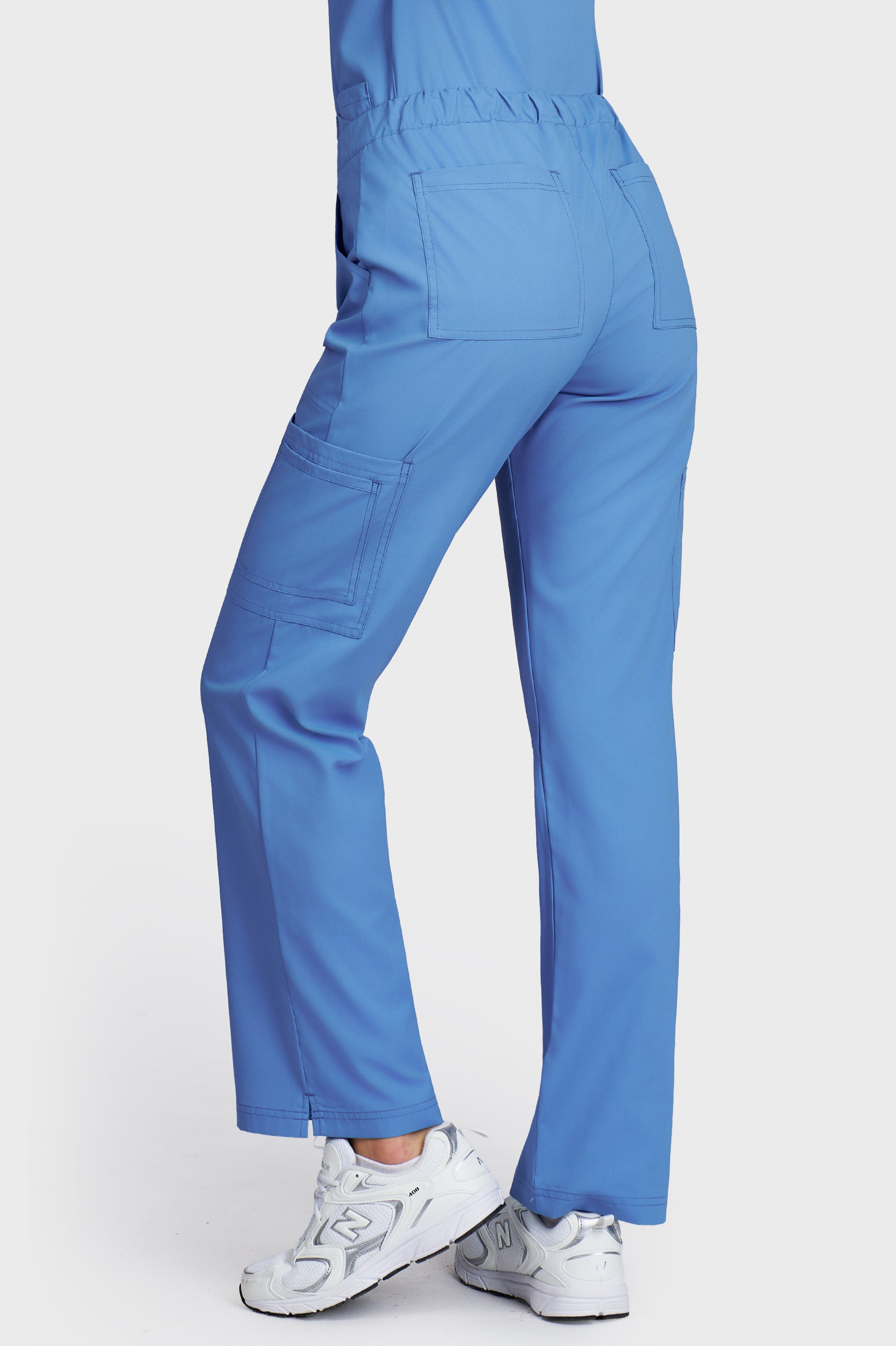 Pantaloni medicali femei Cargo albastru azur stretch - vedere din spate - AKITEX