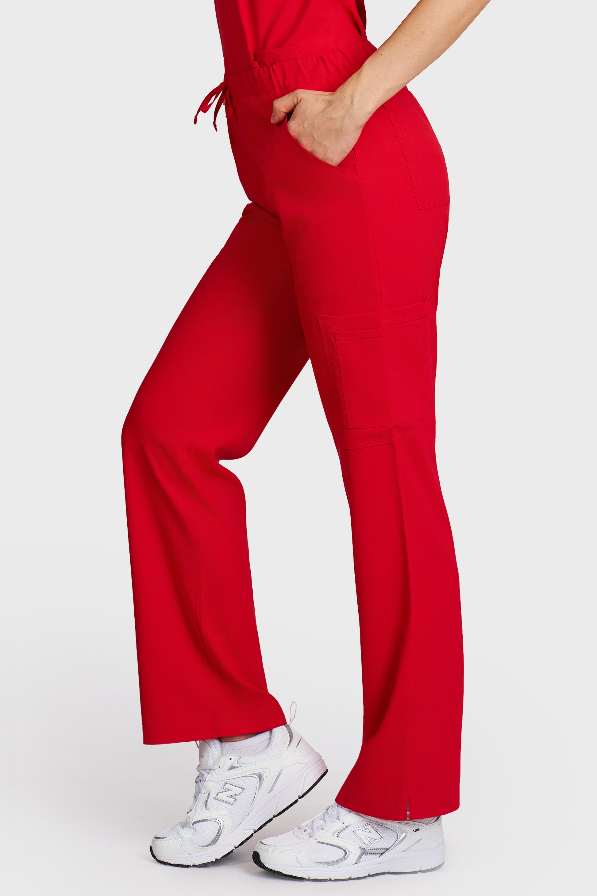 Pantaloni medicali femei Cargo rosu stretch - vedere laterala - AKITEX