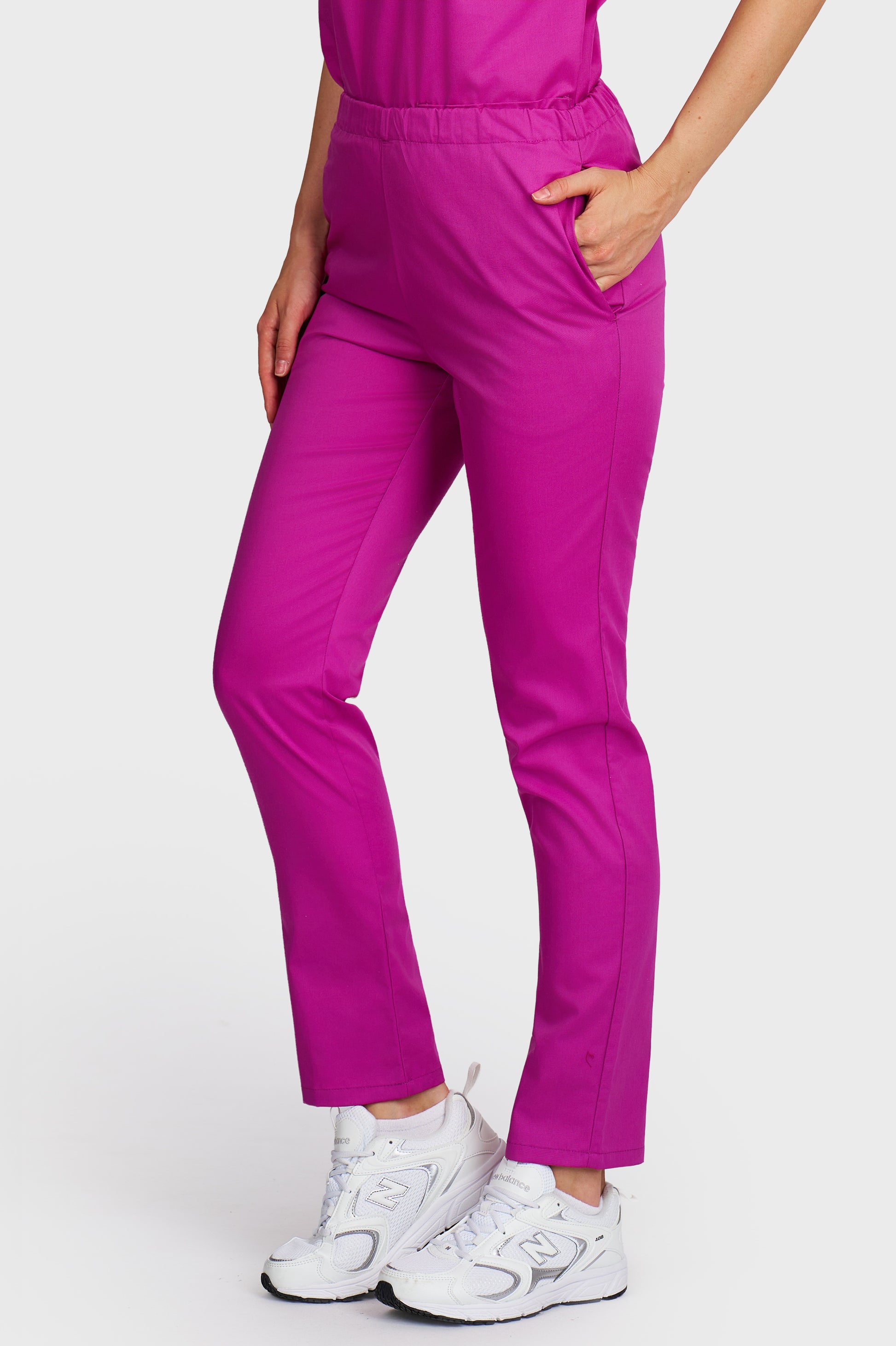 Pantaloni medicali femei cu elastic fucsia - vedere laterala - AKITEX