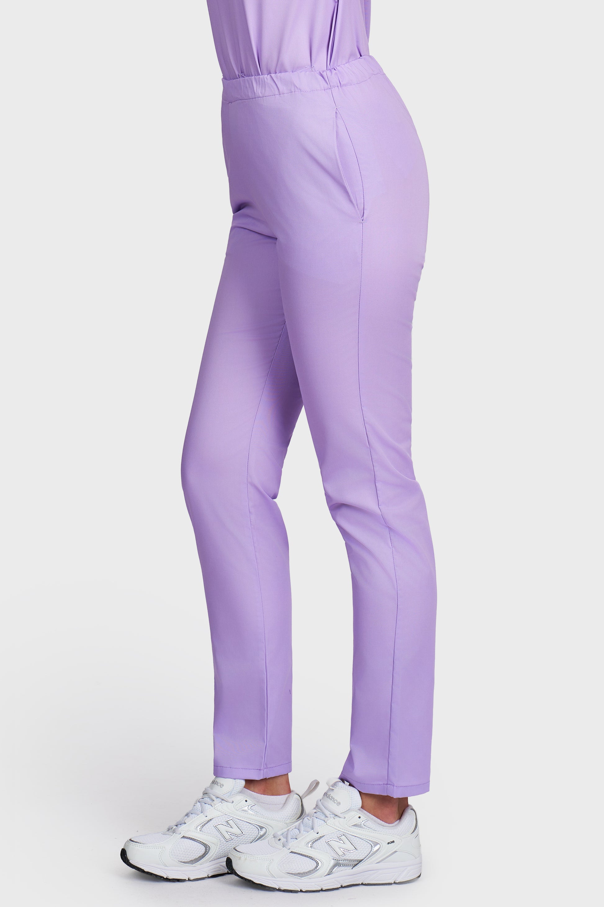 Pantaloni medicali femei cu elastic lila - vedere laterala - AKITEX