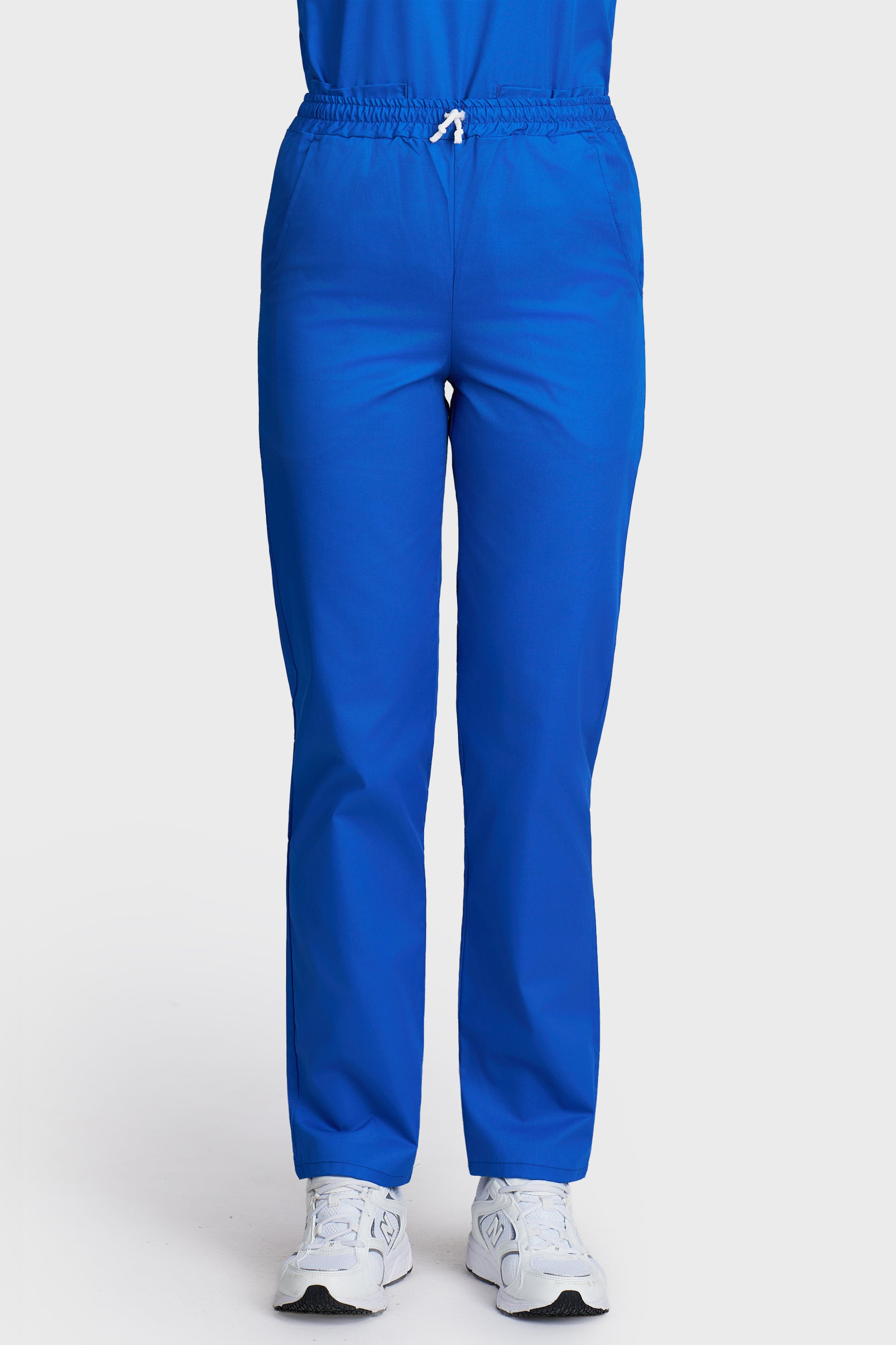 Pantaloni medicali femei cu elastic si snur albastru royal - vedere din fata - AKITEX