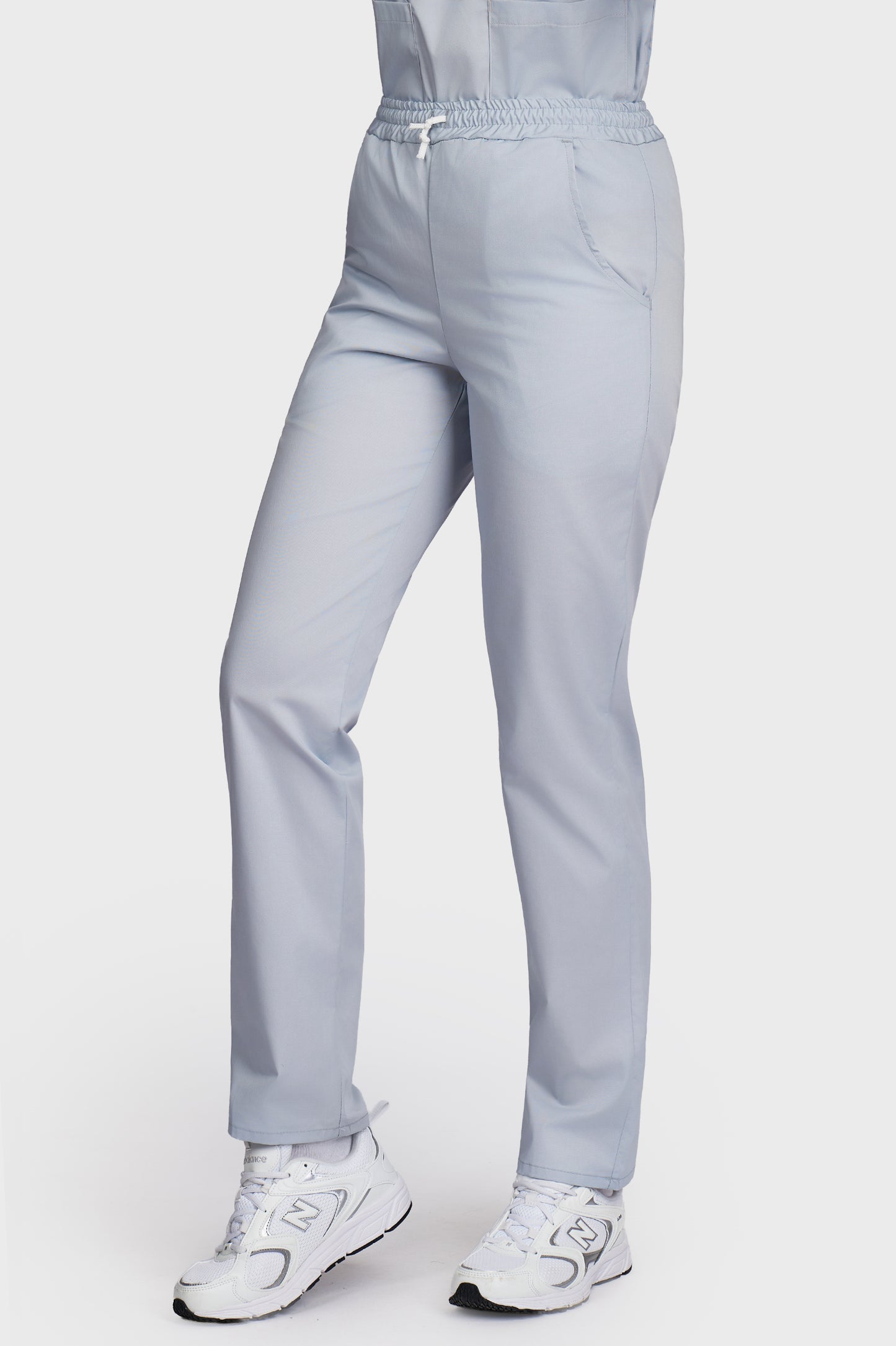 Pantaloni medicali femei cu elastic si snur gri - vedere laterala - AKITEX
