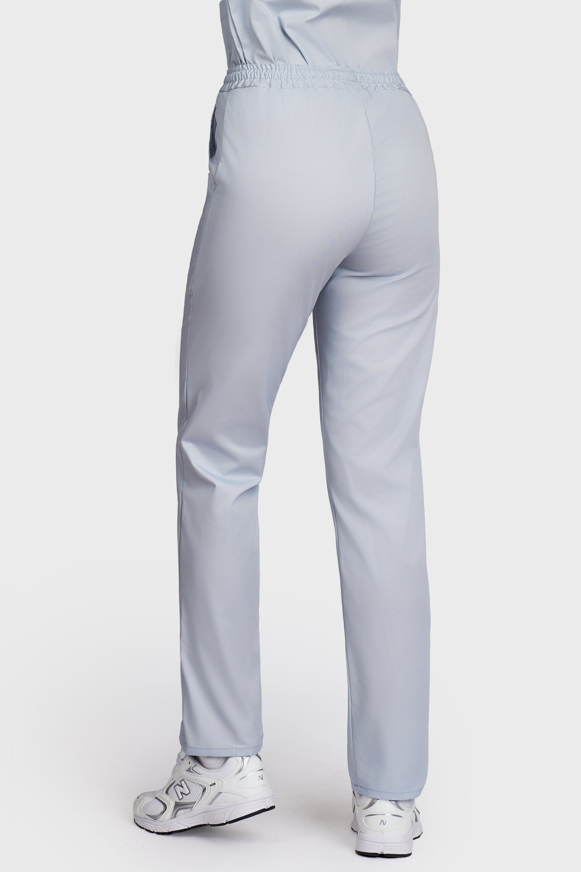 Pantaloni medicali femei cu elastic si snur gri - vedere din spate - AKITEX