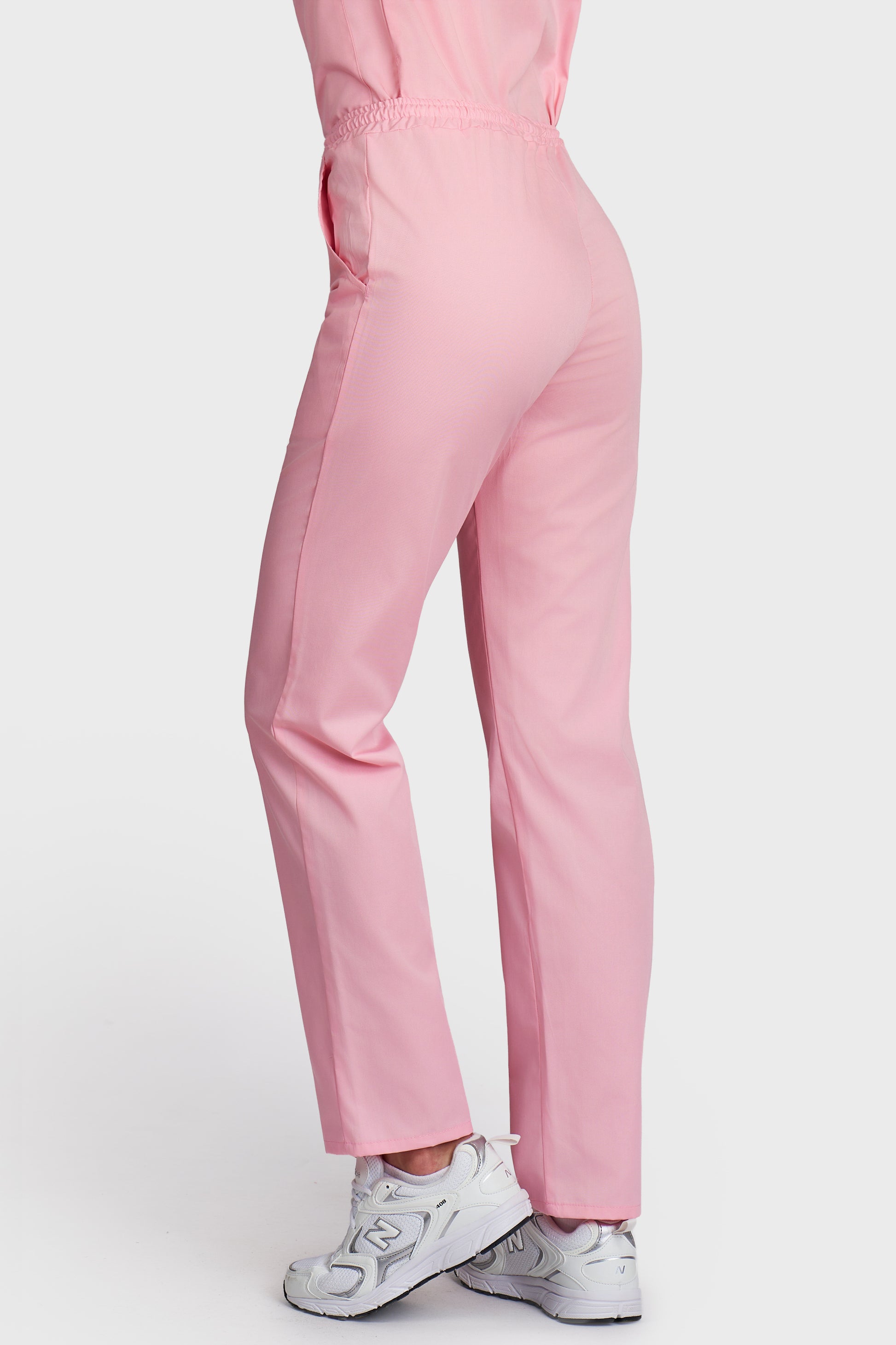 Pantaloni medicali femei cu elastic si snur roz - vedere din spate - AKITEX